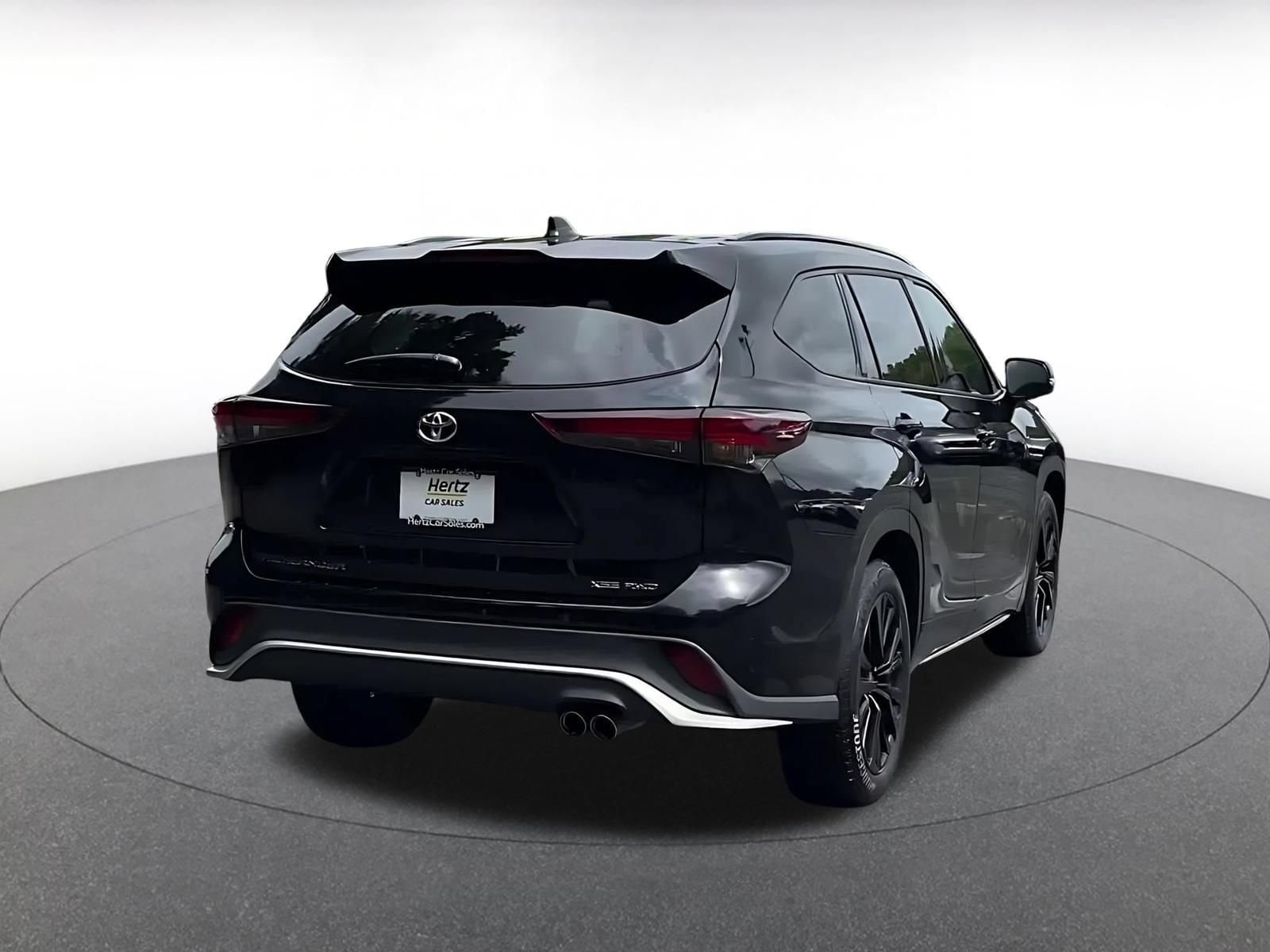 Thumbnail: 2025 Toyota Highlander - 15