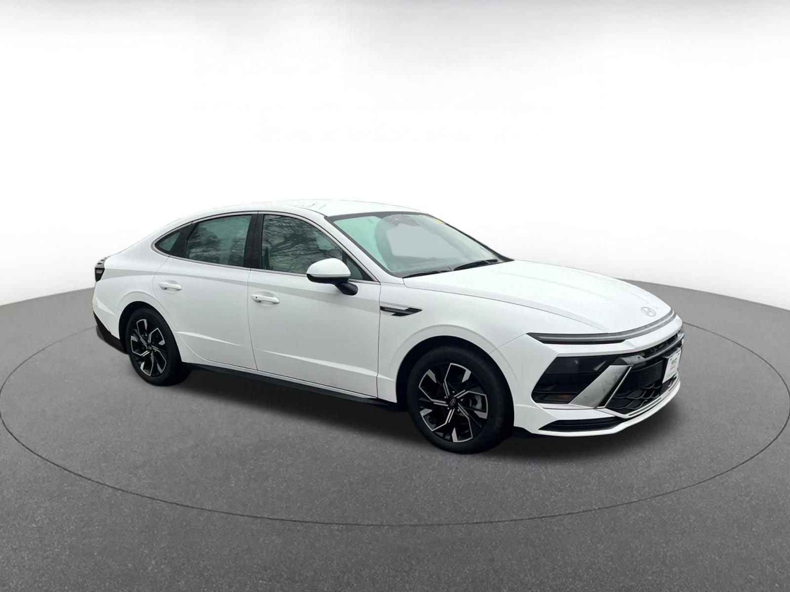 Thumbnail: 2025 Hyundai Sonata - 2