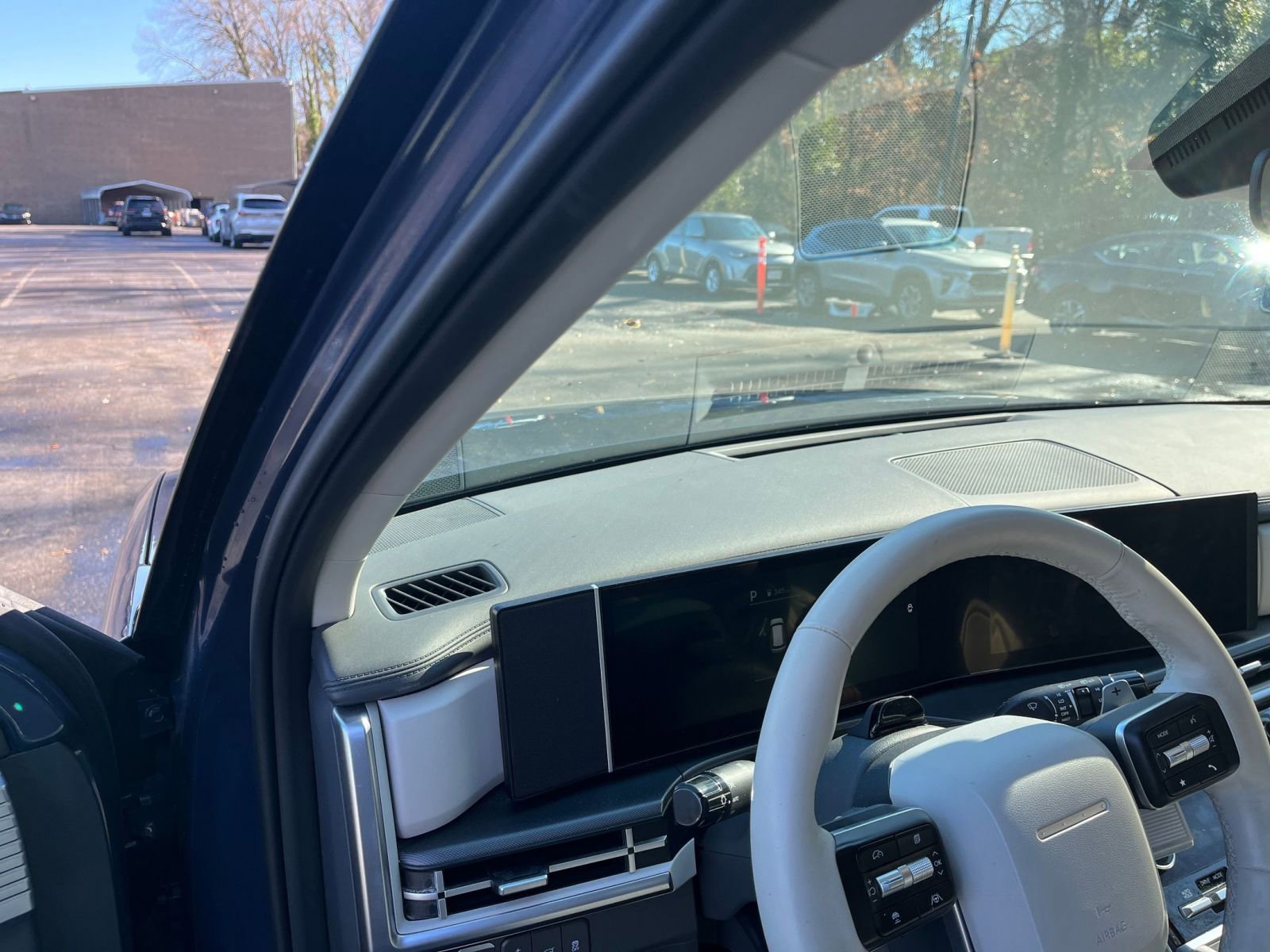 Thumbnail: 2025 Hyundai Santa Fe - 33