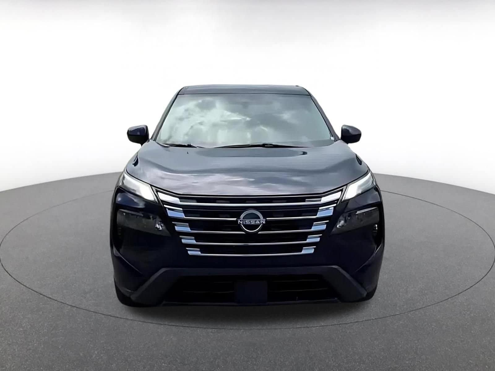 Thumbnail: 2025 Nissan Rogue - 4