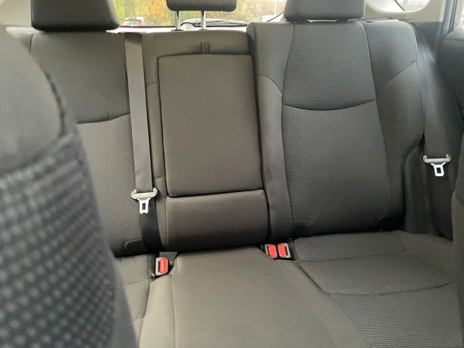 Thumbnail: 2025 Toyota RAV4 - 33