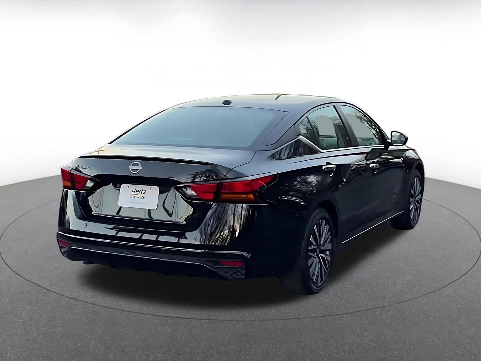 Thumbnail: 2025 Nissan Altima - 14