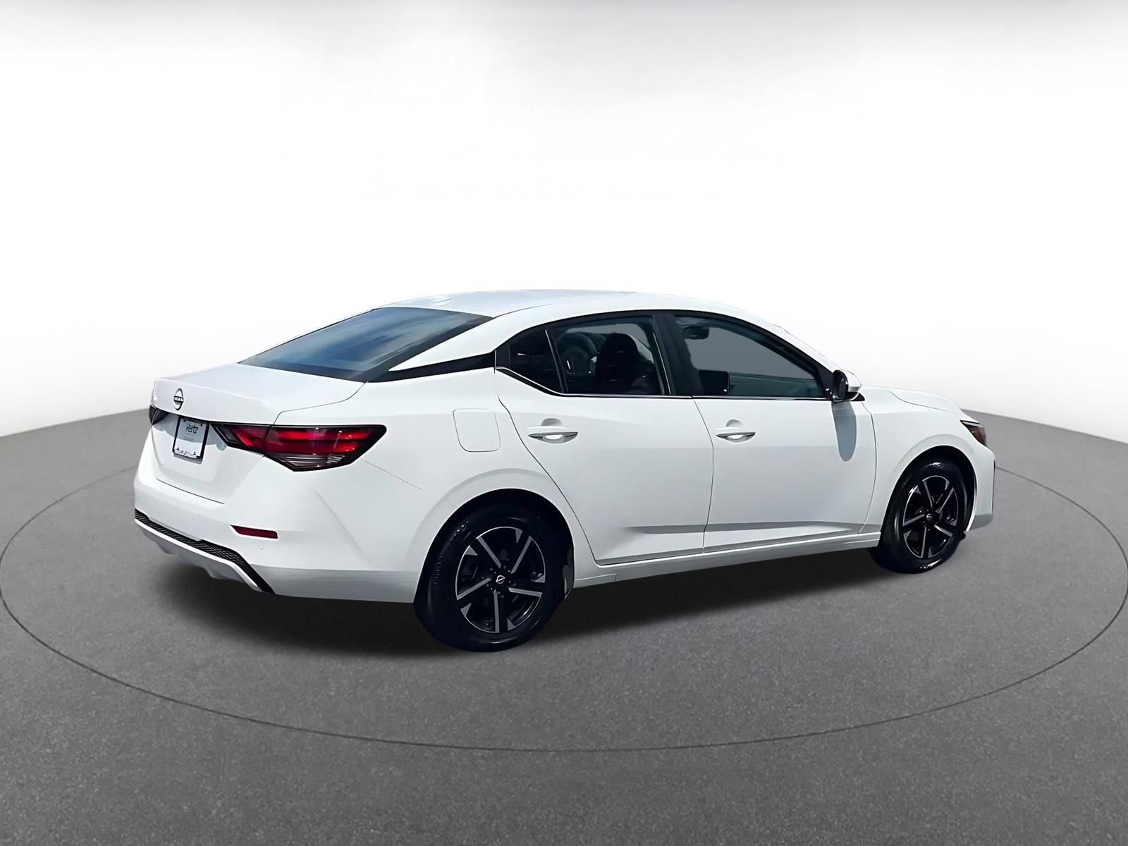 Thumbnail: 2025 Nissan Sentra - 12