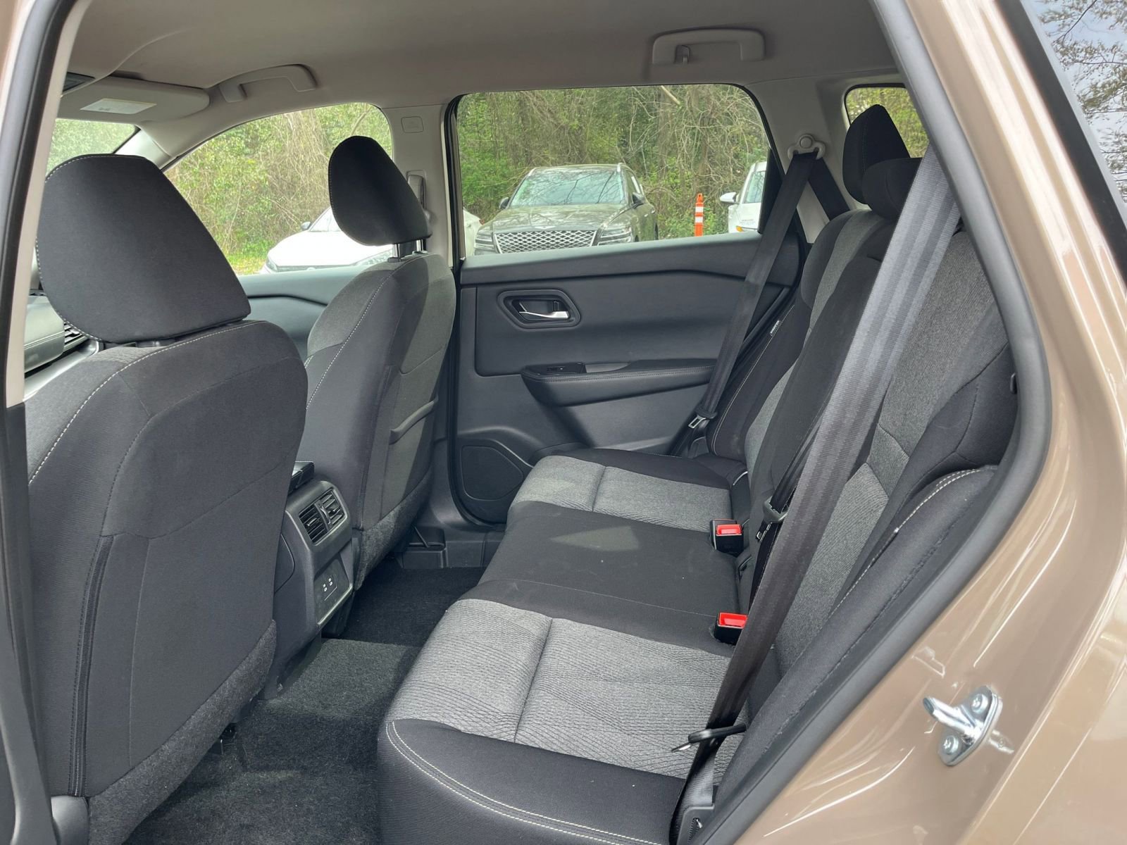 Thumbnail: 2025 Nissan Rogue - 28