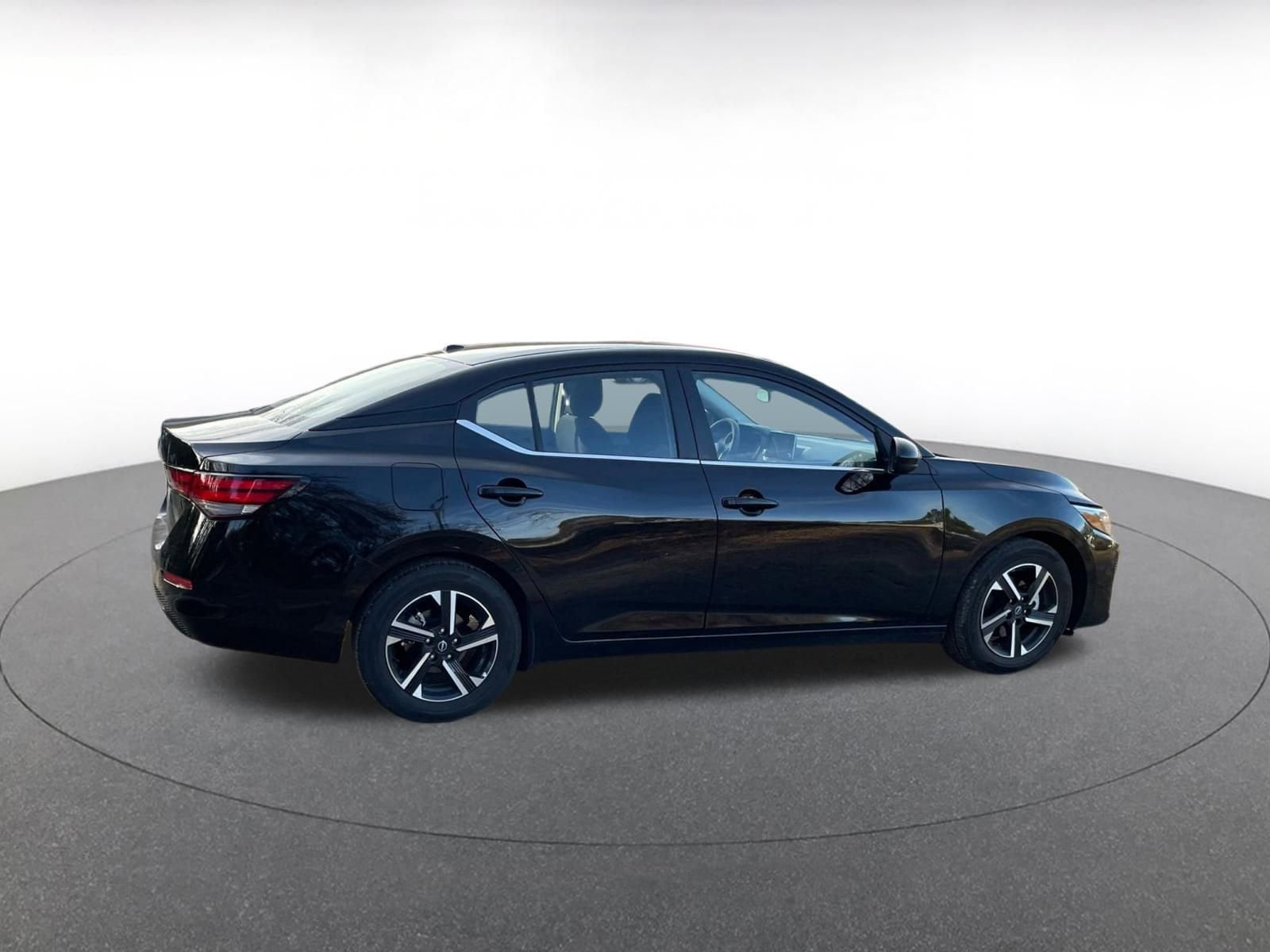 Thumbnail: 2025 Nissan Sentra - 11