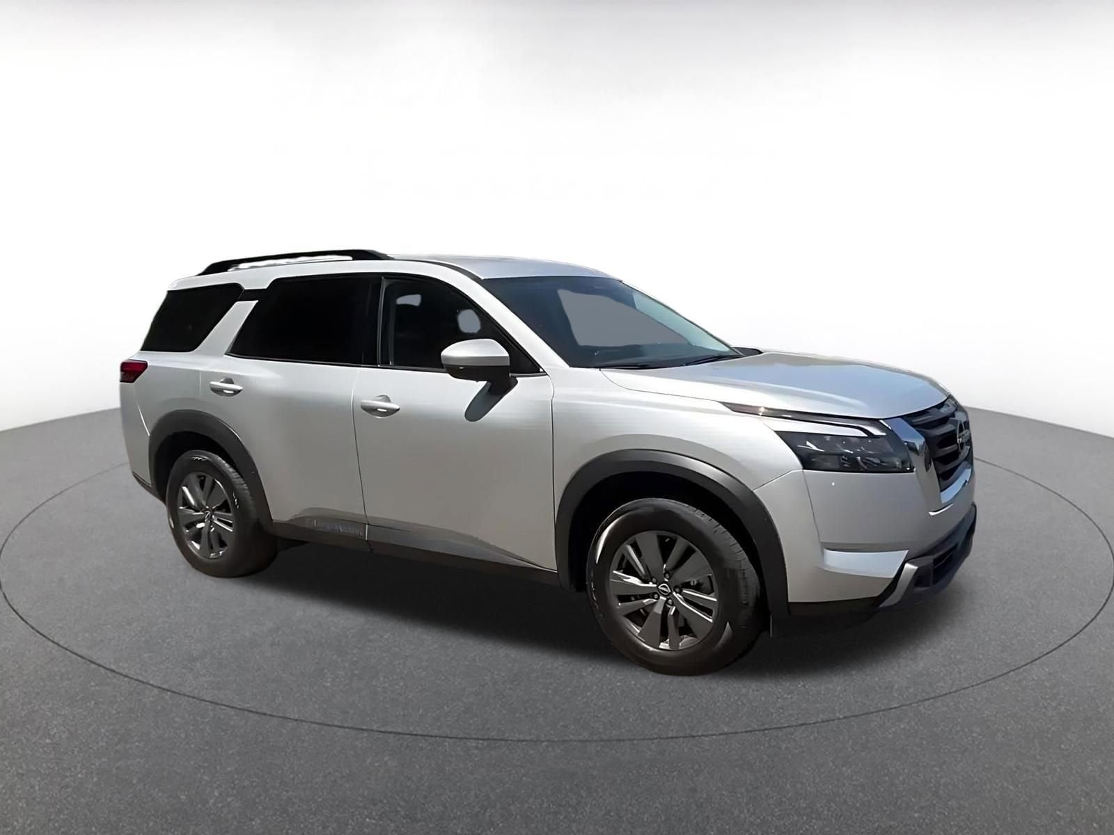 Thumbnail: 2025 Nissan Pathfinder - 2