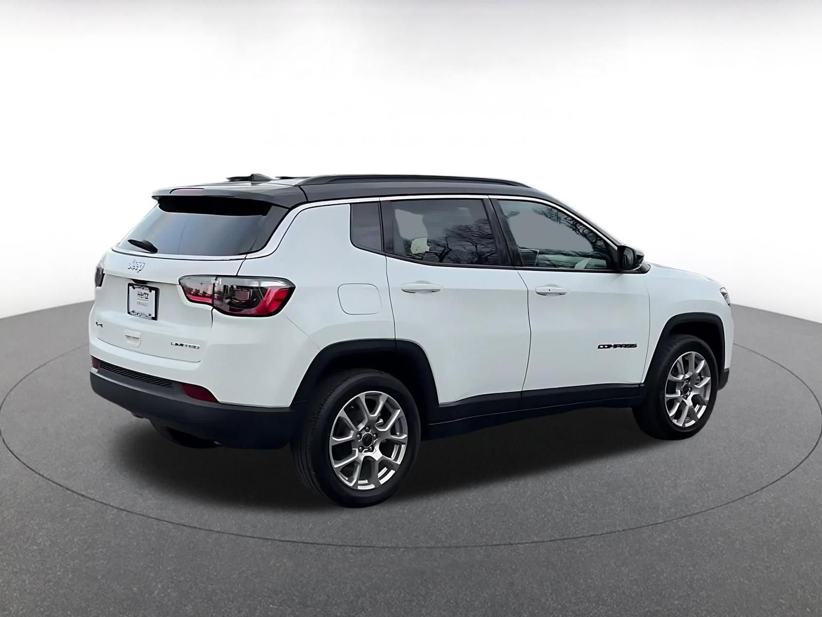 Thumbnail: 2025 Jeep Compass - 15