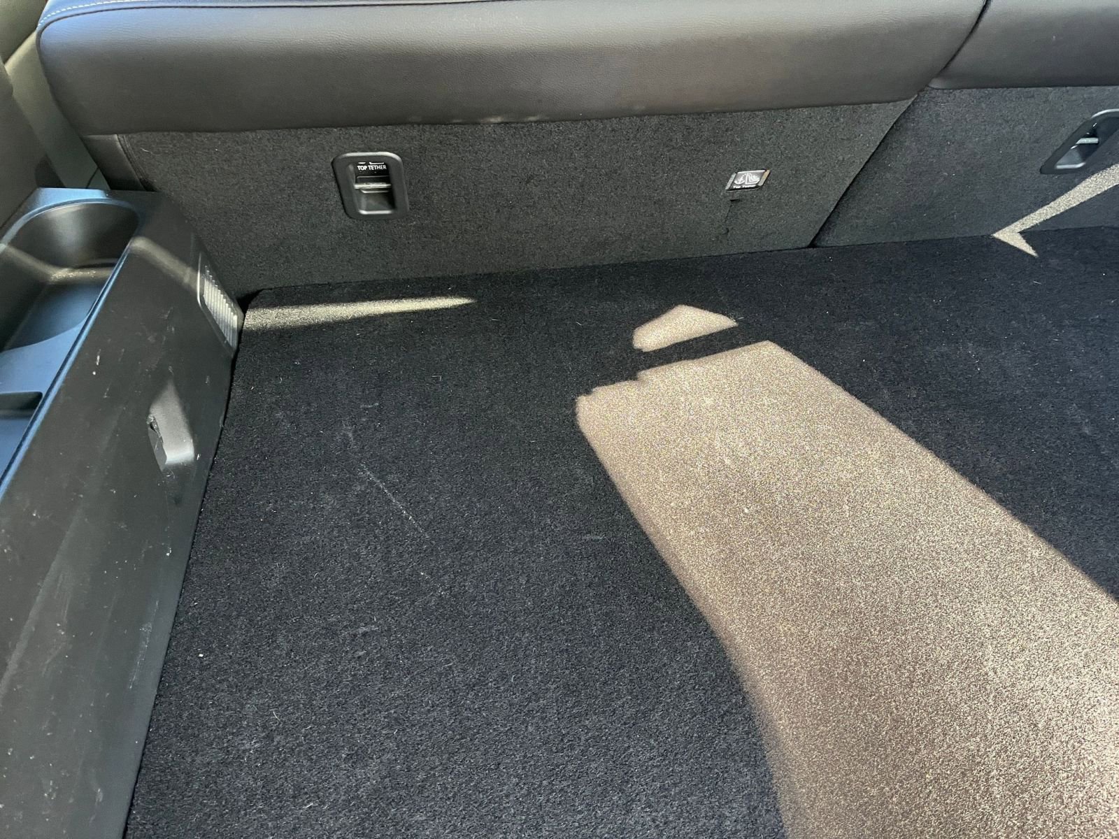 Thumbnail: 2025 Mazda CX-70 - 33