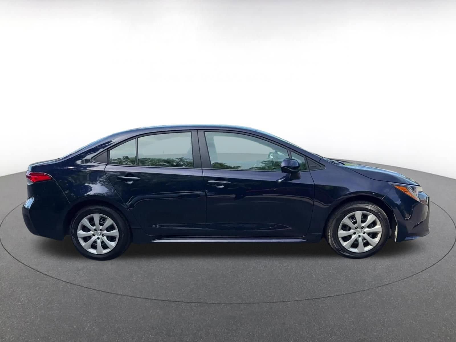Thumbnail: 2025 Toyota Corolla - 16