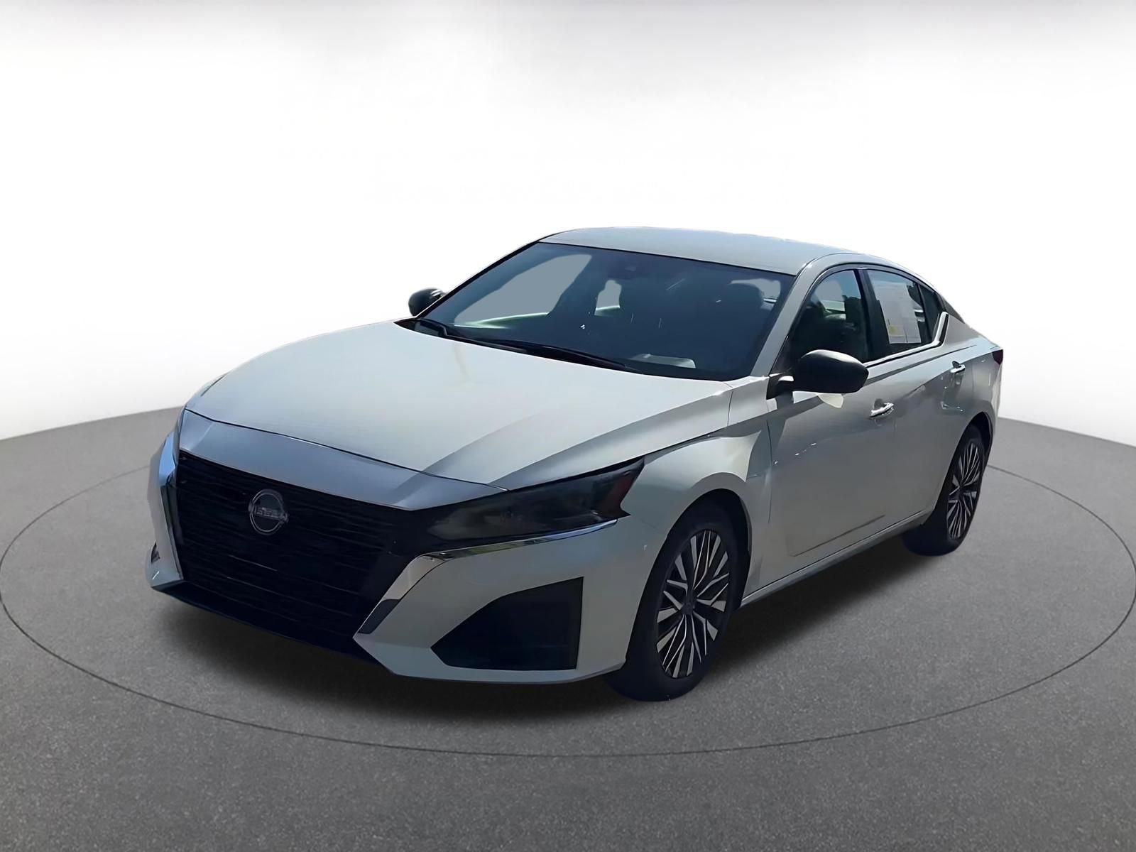 Thumbnail: 2025 Nissan Altima - 7
