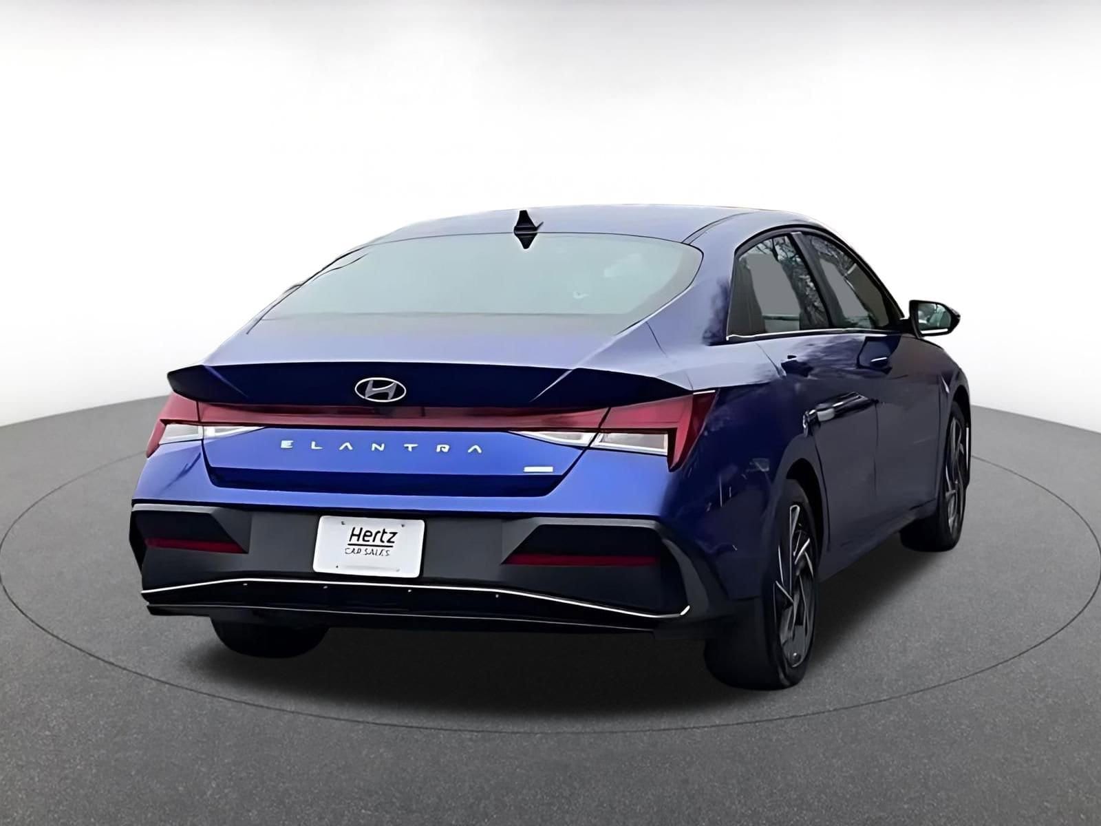 Thumbnail: 2025 Hyundai Elantra - 14