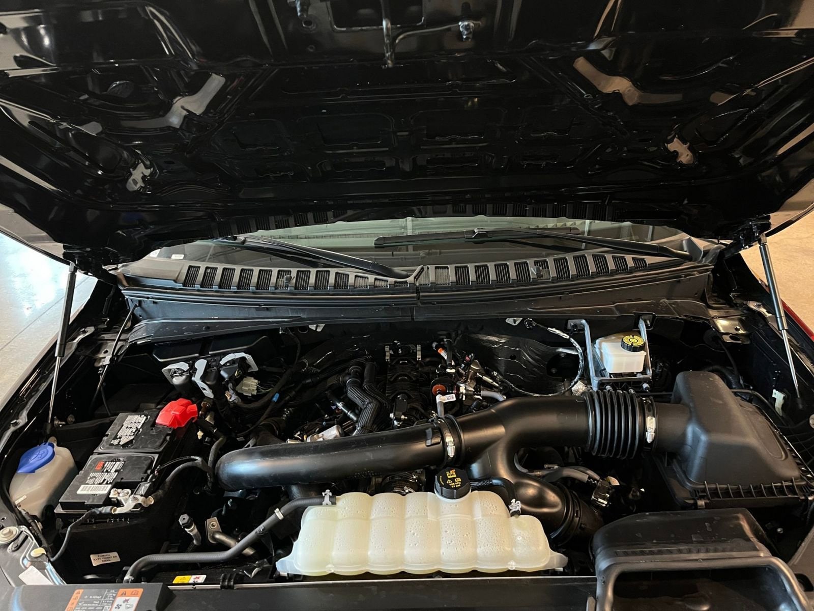 Thumbnail: 2024 Ford Expedition - 32