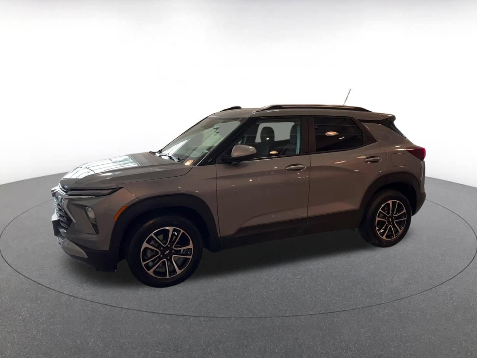 Thumbnail: 2024 Chevrolet TrailBlazer - 8