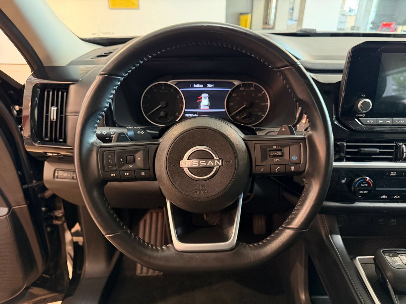 Thumbnail: 2025 Nissan Pathfinder - 29