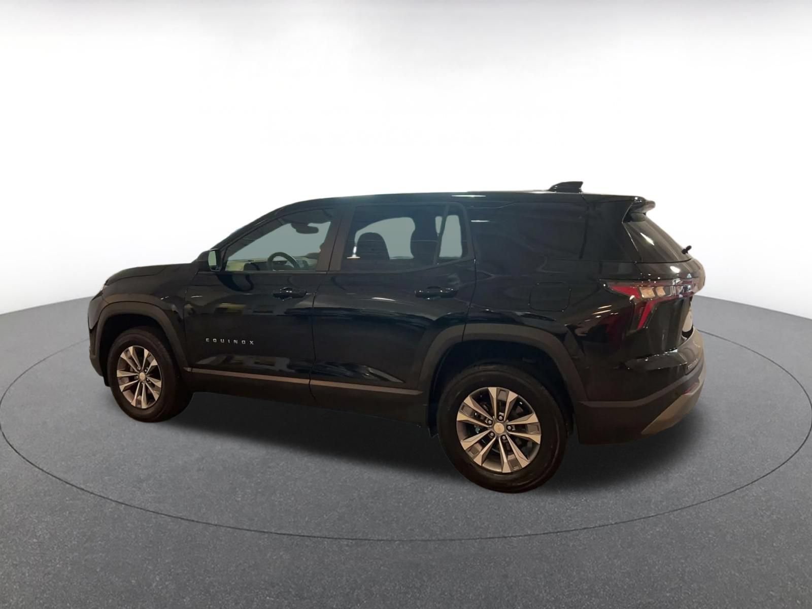 Thumbnail: 2025 Chevrolet Equinox - 9
