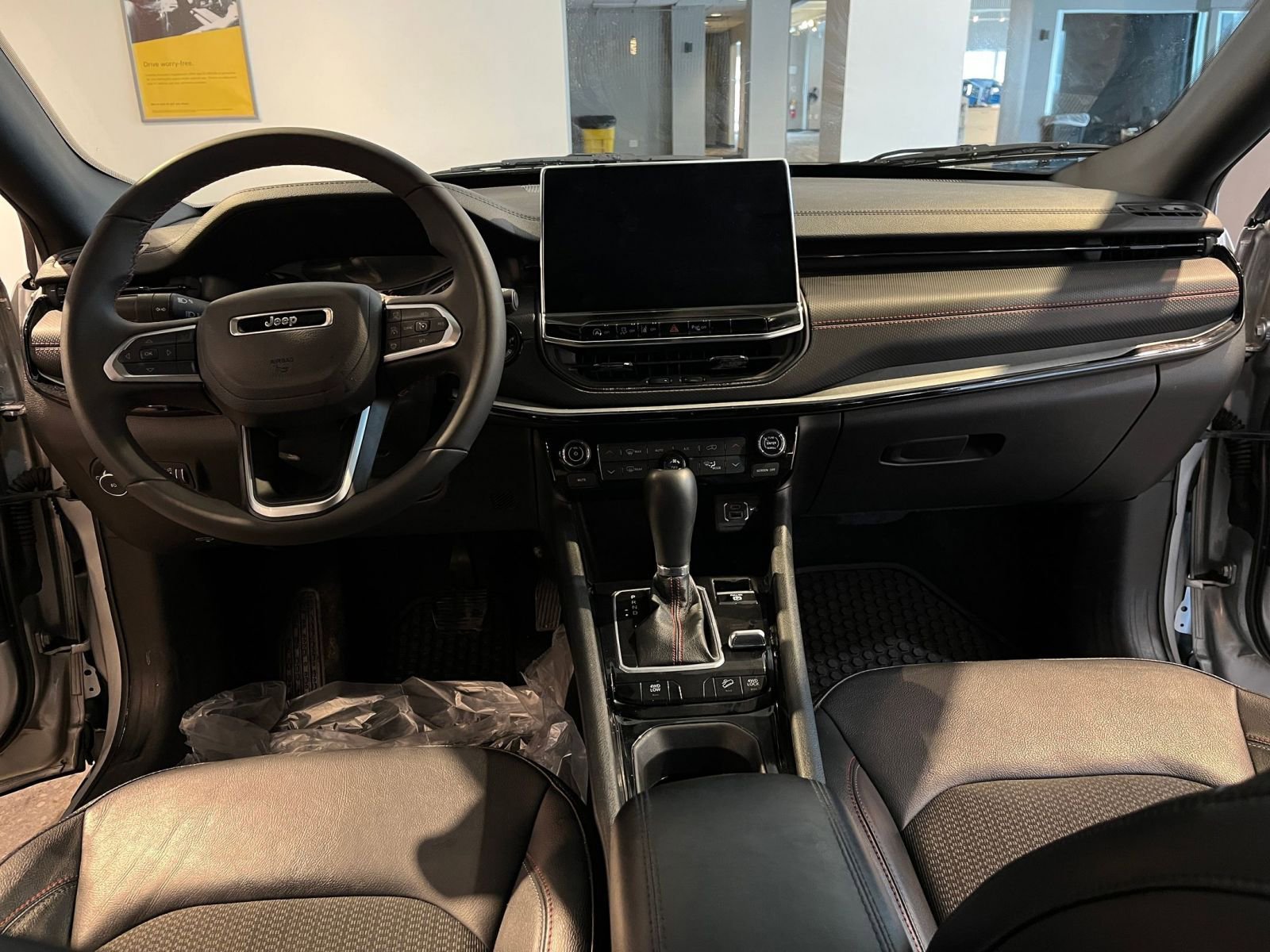 Thumbnail: 2025 Jeep Compass - 33