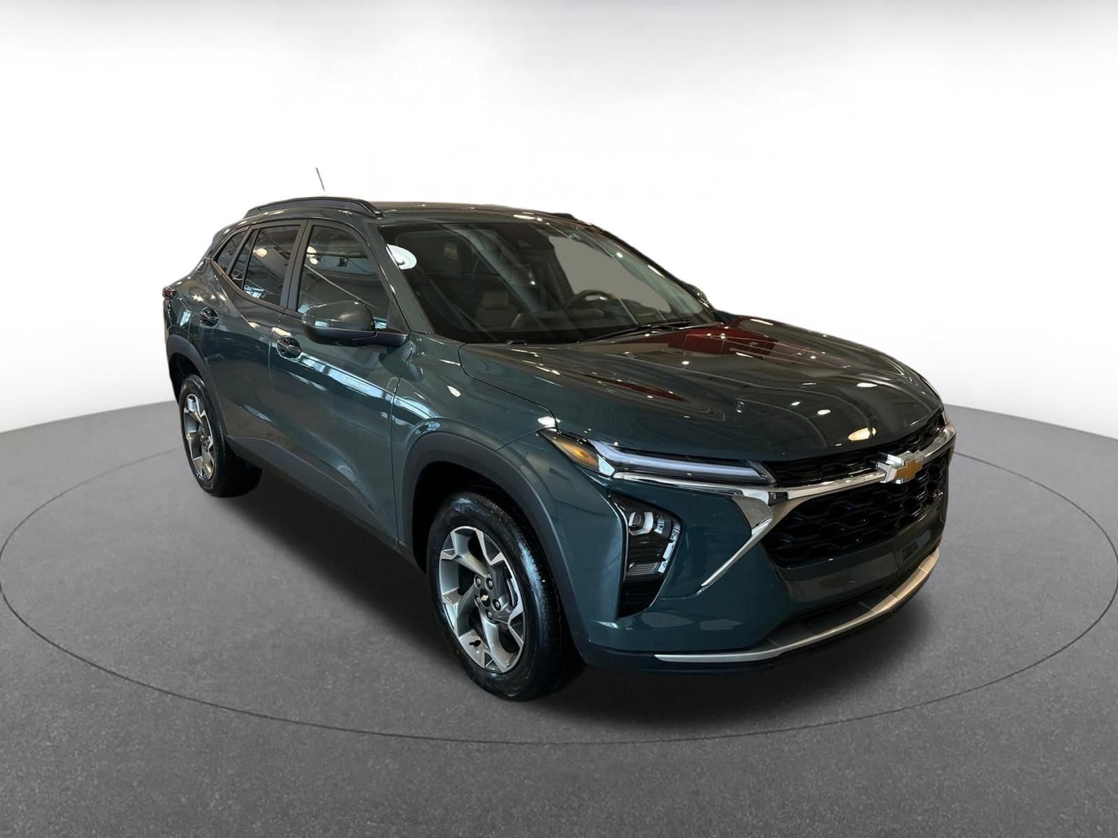 Thumbnail: 2025 Chevrolet Trax - 1