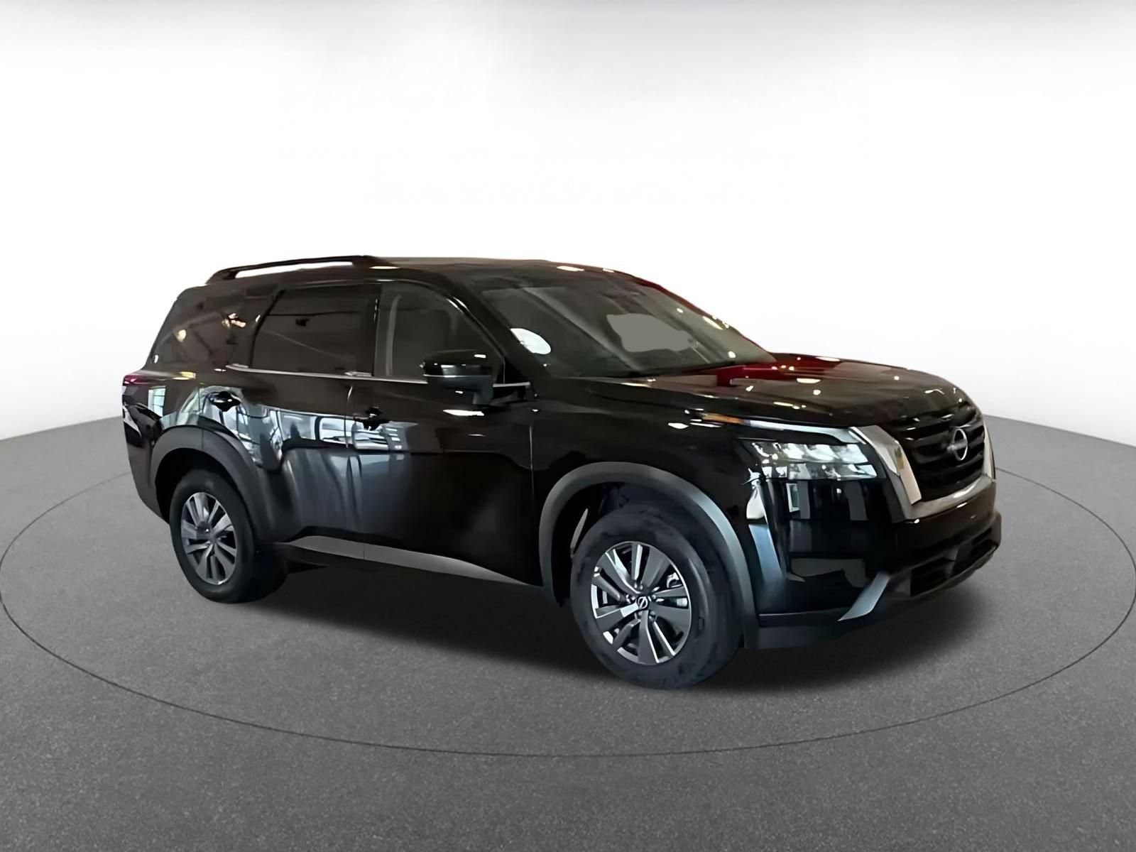 Thumbnail: 2025 Nissan Pathfinder - 2