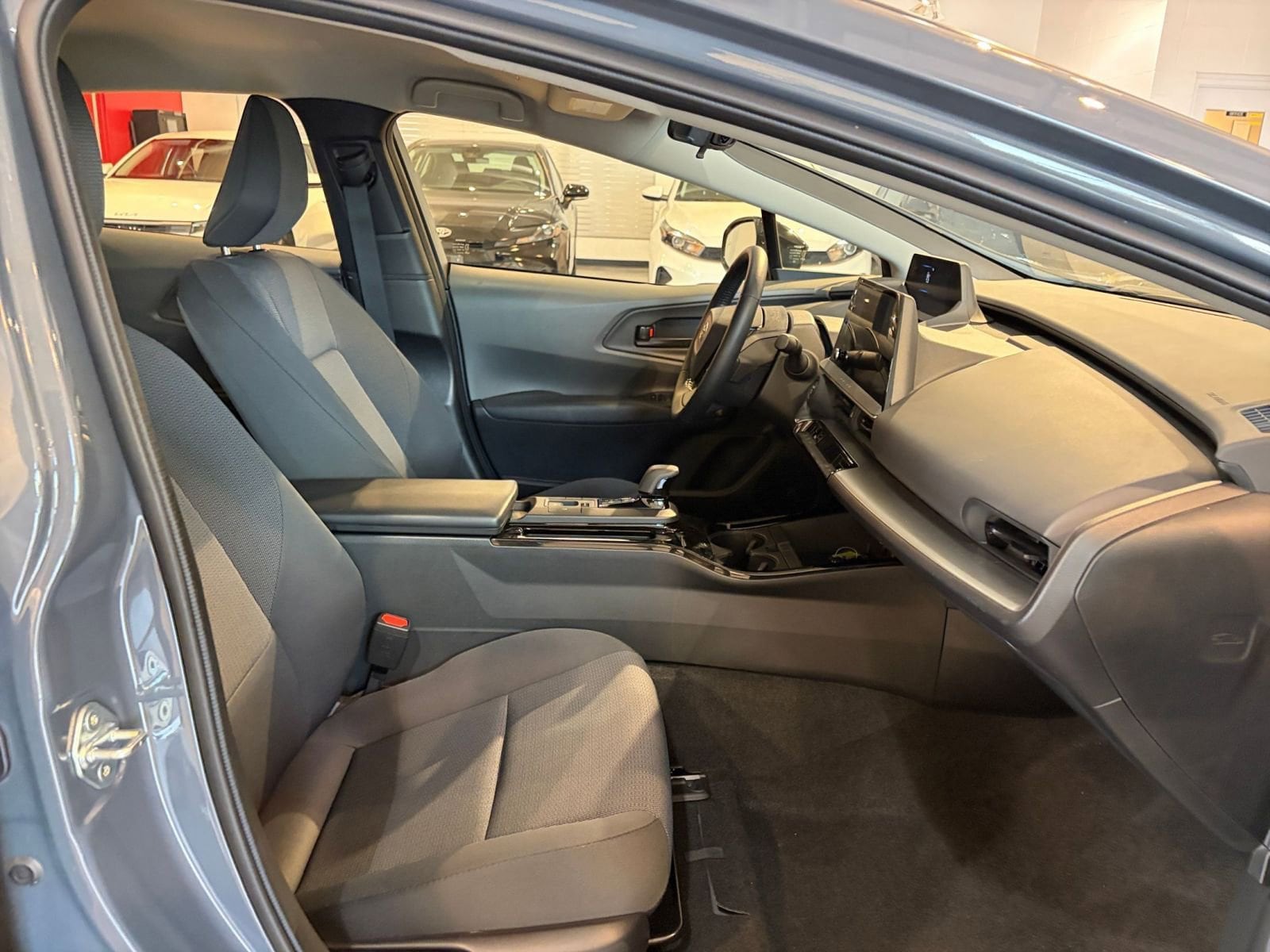 Thumbnail: 2025 Toyota Prius - 35