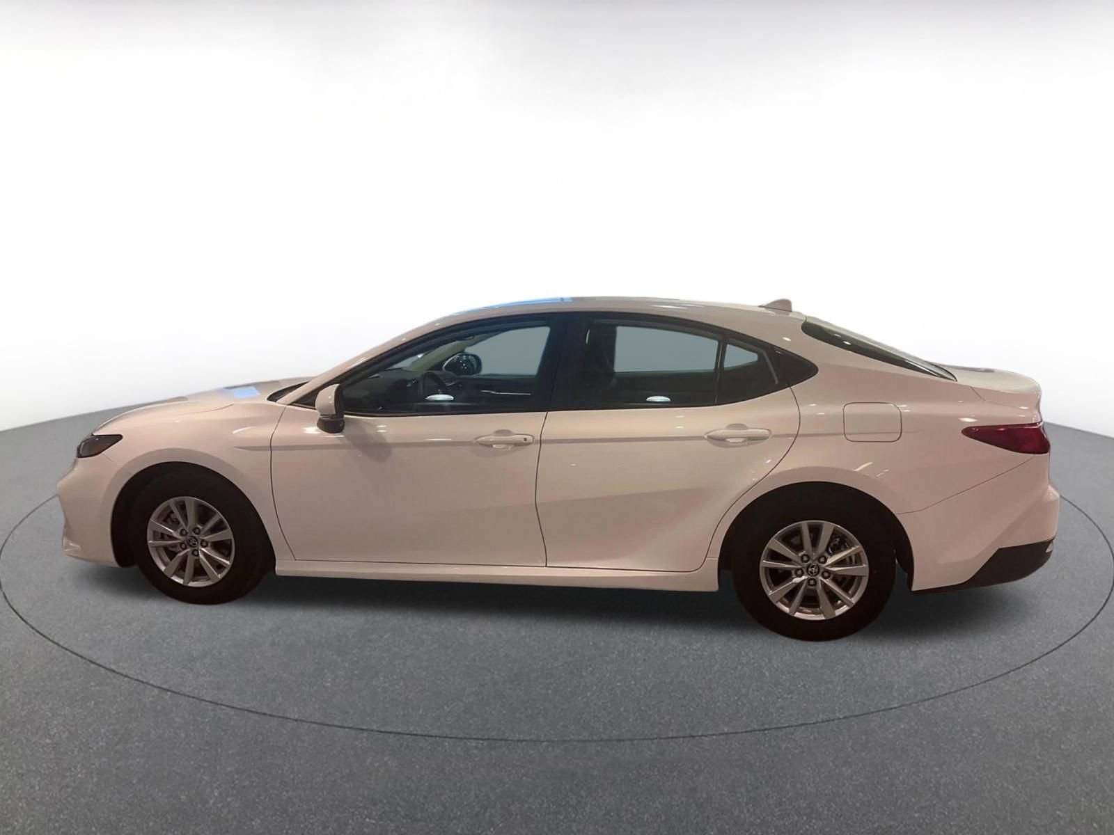 Thumbnail: 2025 Toyota Camry - 9