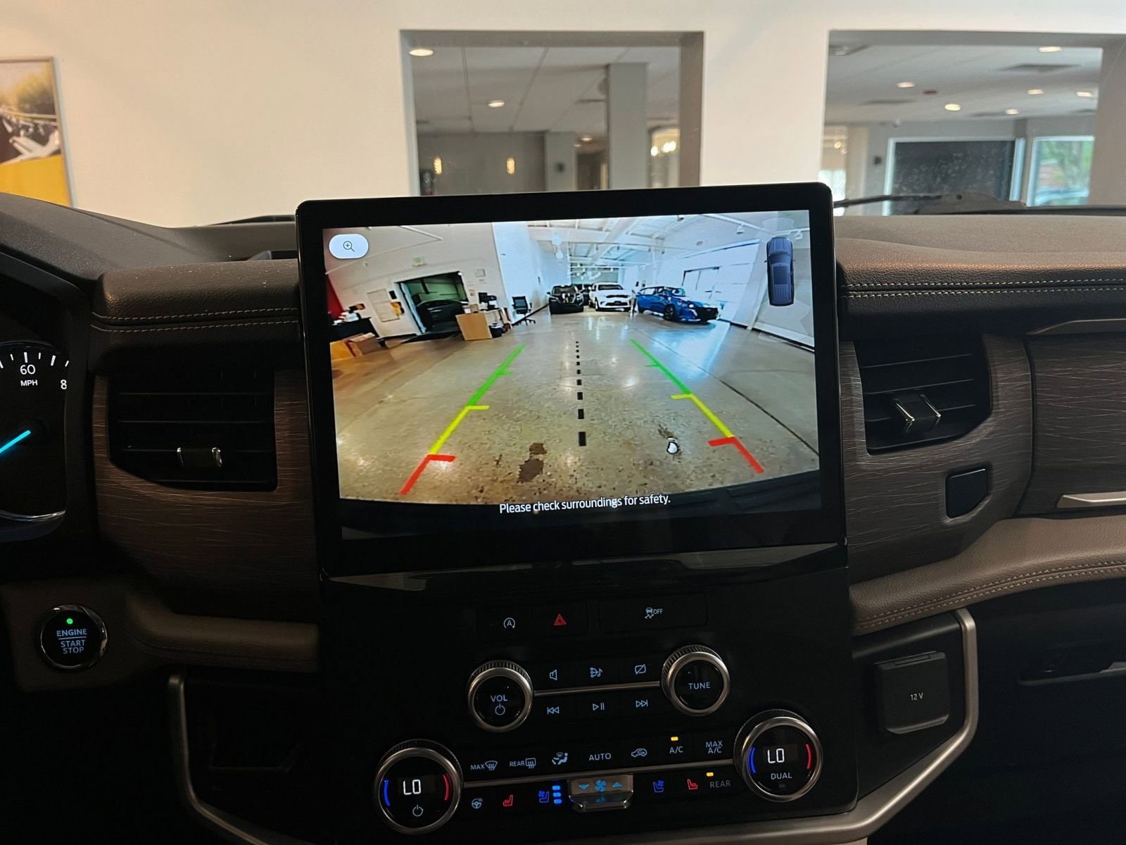 Thumbnail: 2024 Ford Expedition - 17