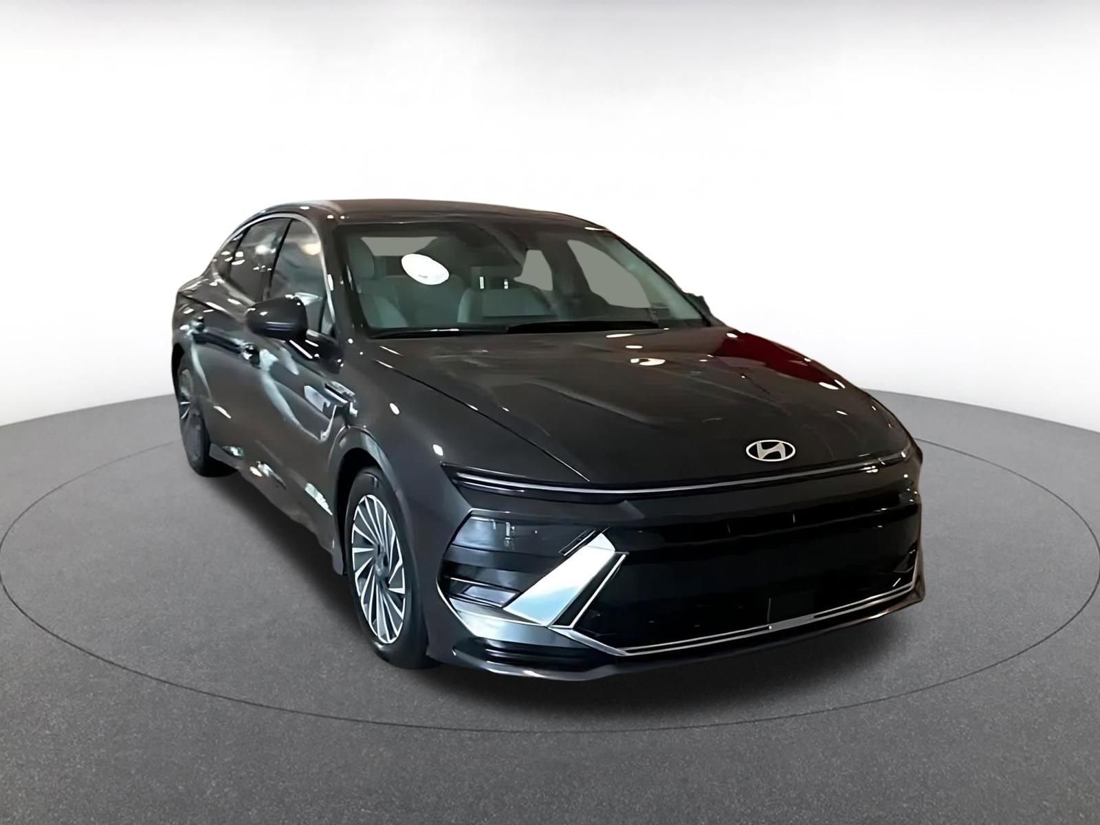 Thumbnail: 2025 Hyundai Sonata - 3