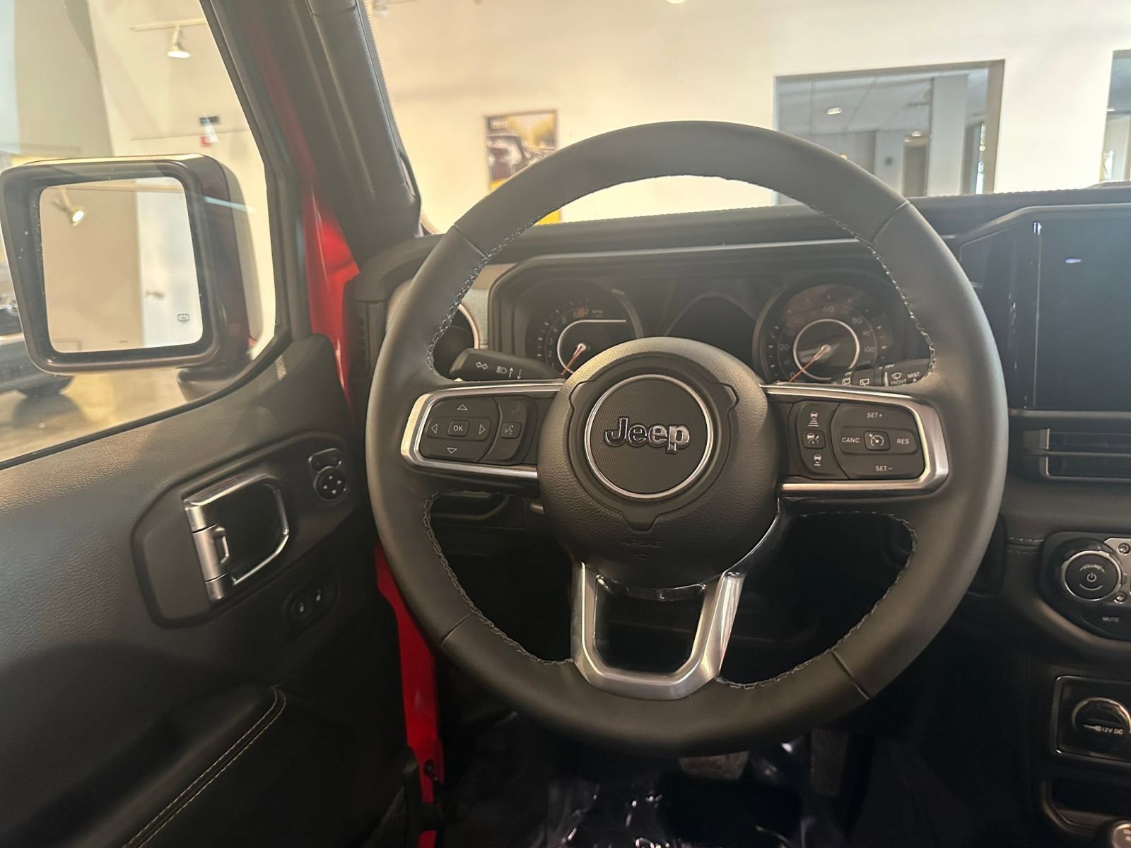 Thumbnail: 2025 Jeep Wrangler - 28