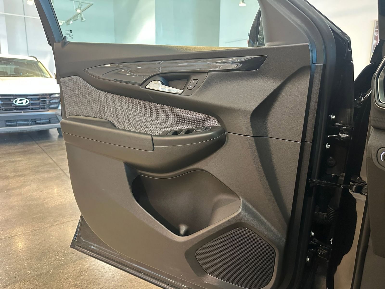 Thumbnail: 2025 Chevrolet TrailBlazer - 20