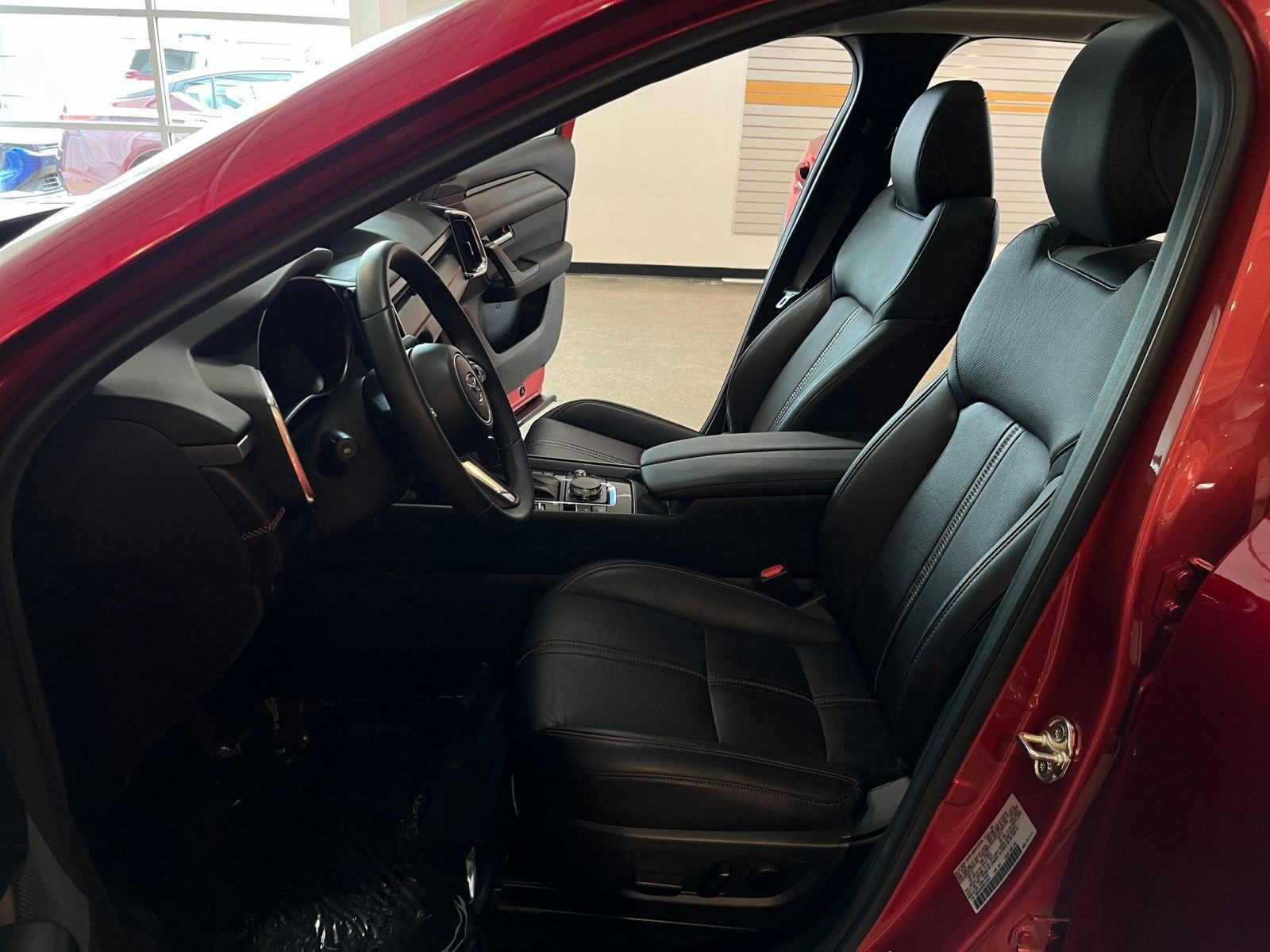 Thumbnail: 2025 Mazda CX-50 - 28