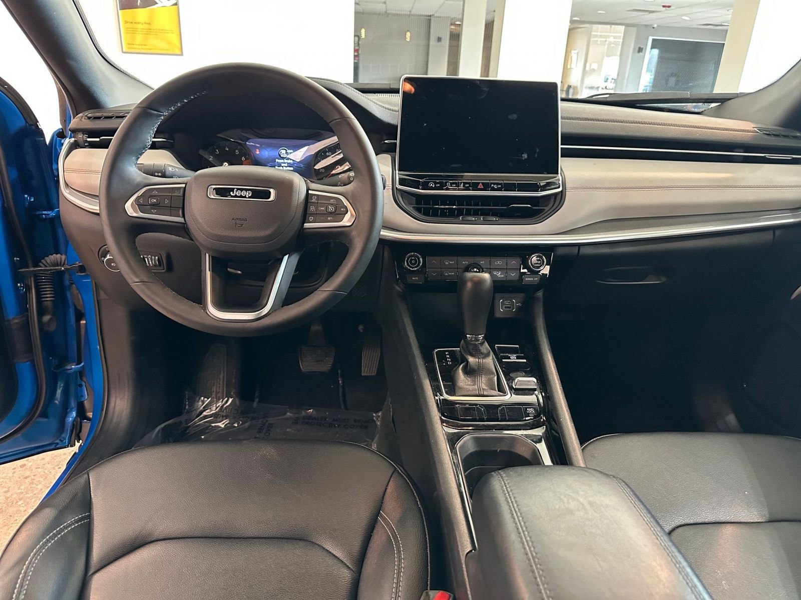 Thumbnail: 2025 Jeep Compass - 34