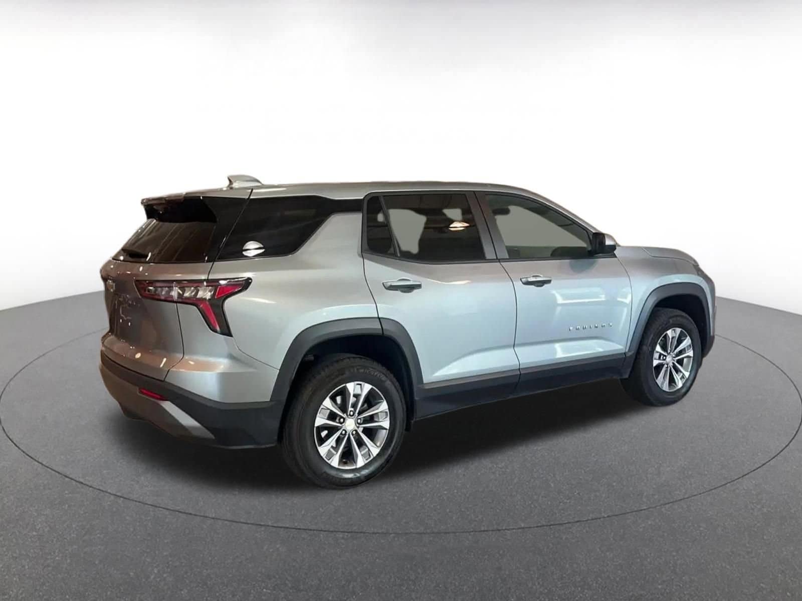 Thumbnail: 2025 Chevrolet Equinox - 15