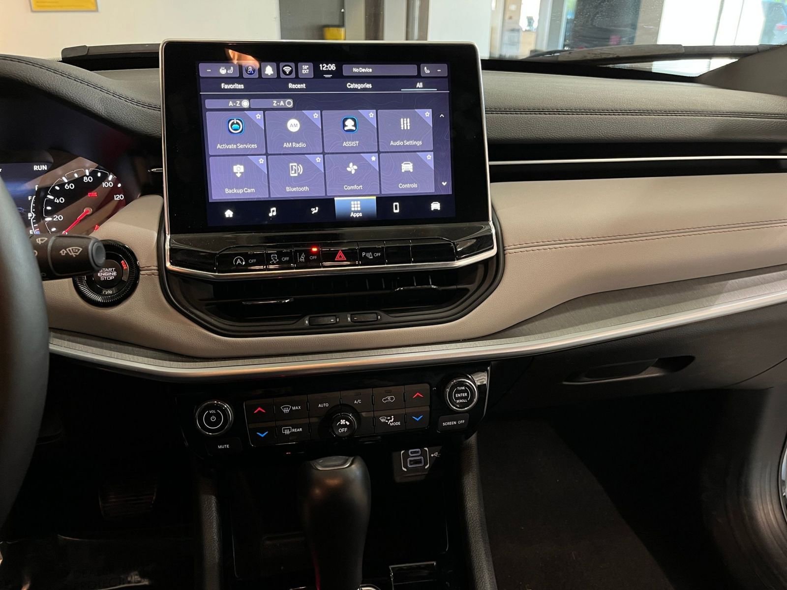 Thumbnail: 2025 Jeep Compass - 17