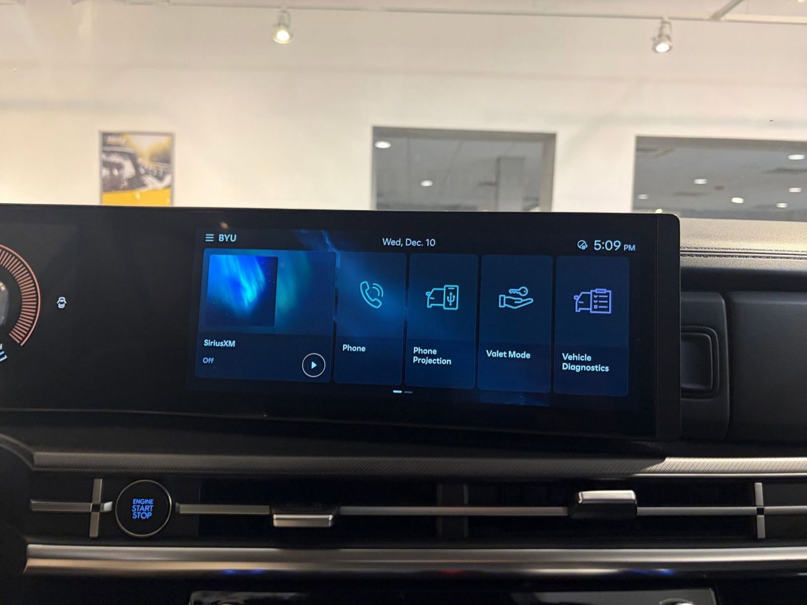 Thumbnail: 2025 Hyundai Santa Fe - 21