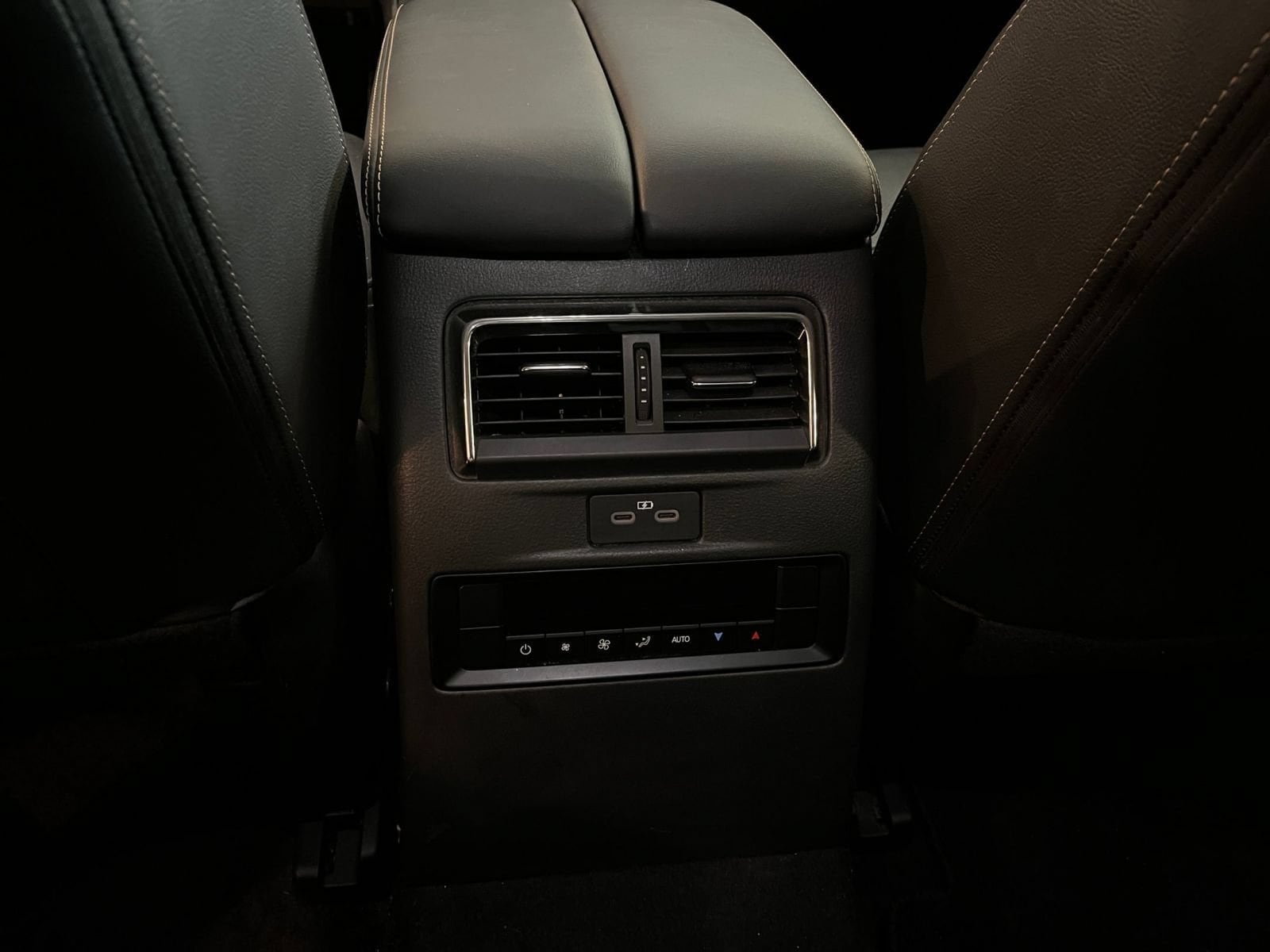 Thumbnail: 2025 Mazda CX-90 - 24