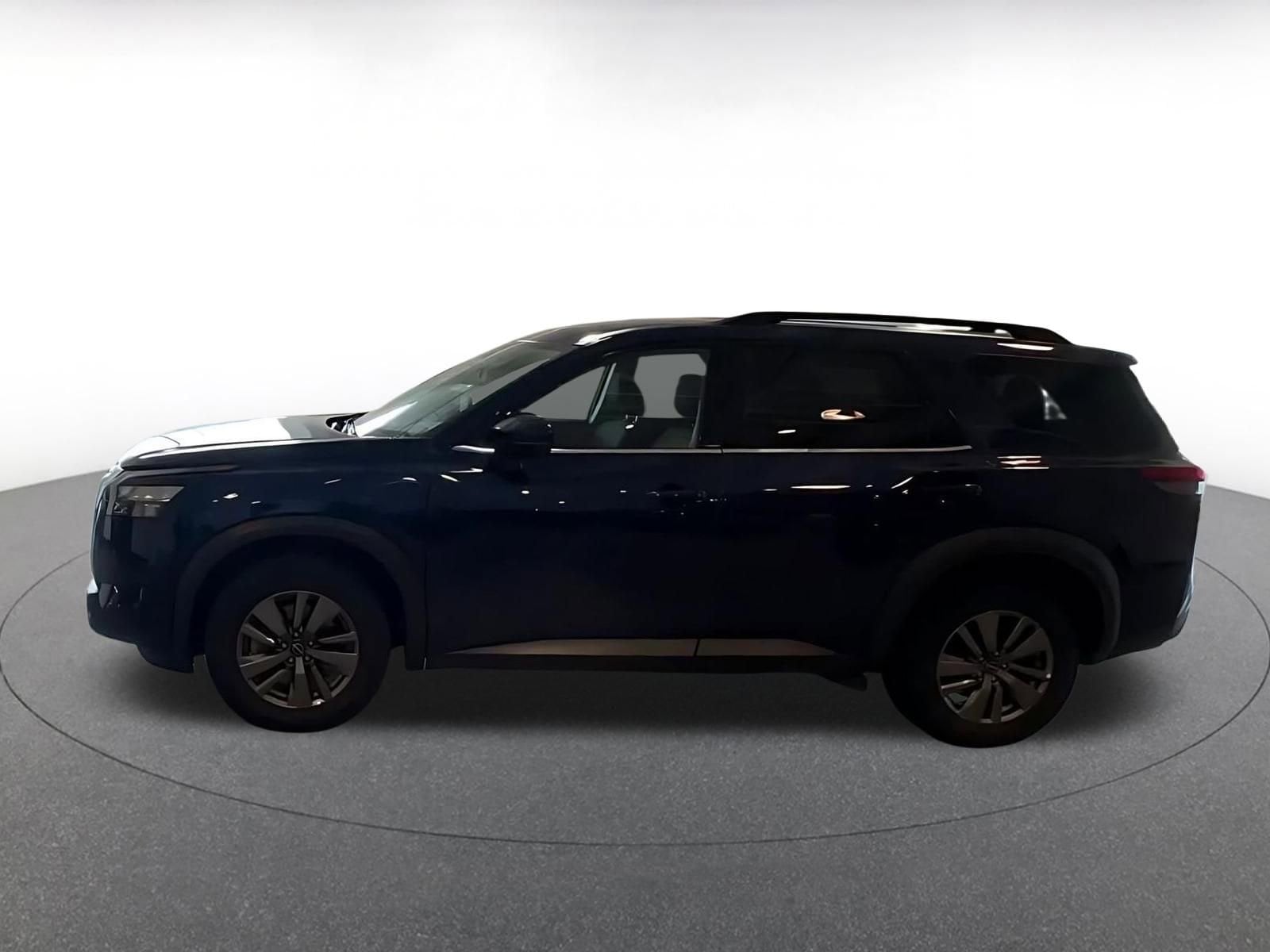 Thumbnail: 2025 Nissan Pathfinder - 8
