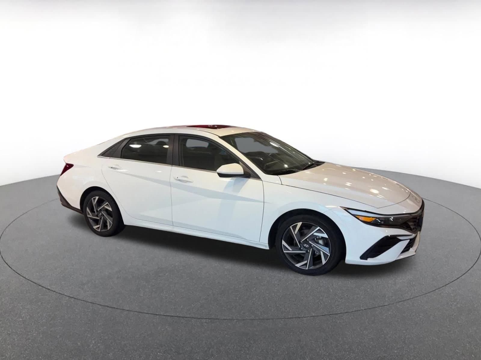 Thumbnail: 2025 Hyundai Elantra - 2