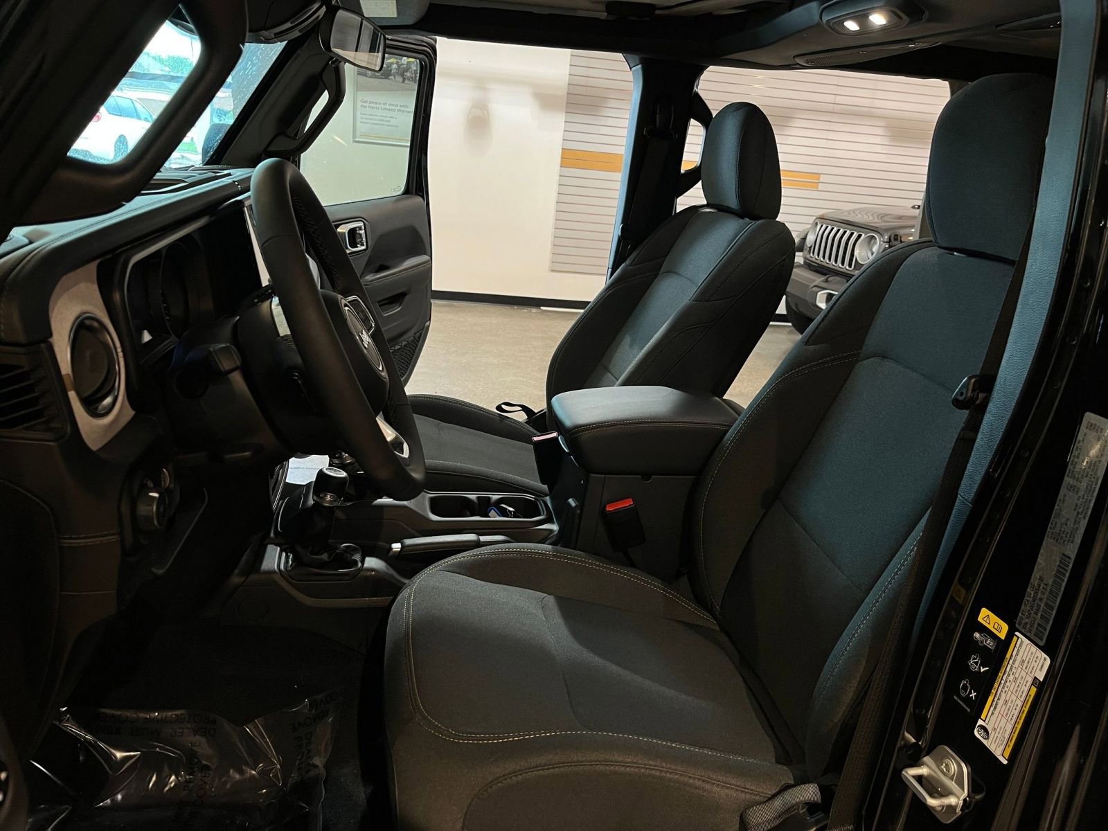 Thumbnail: 2025 Jeep Wrangler - 27