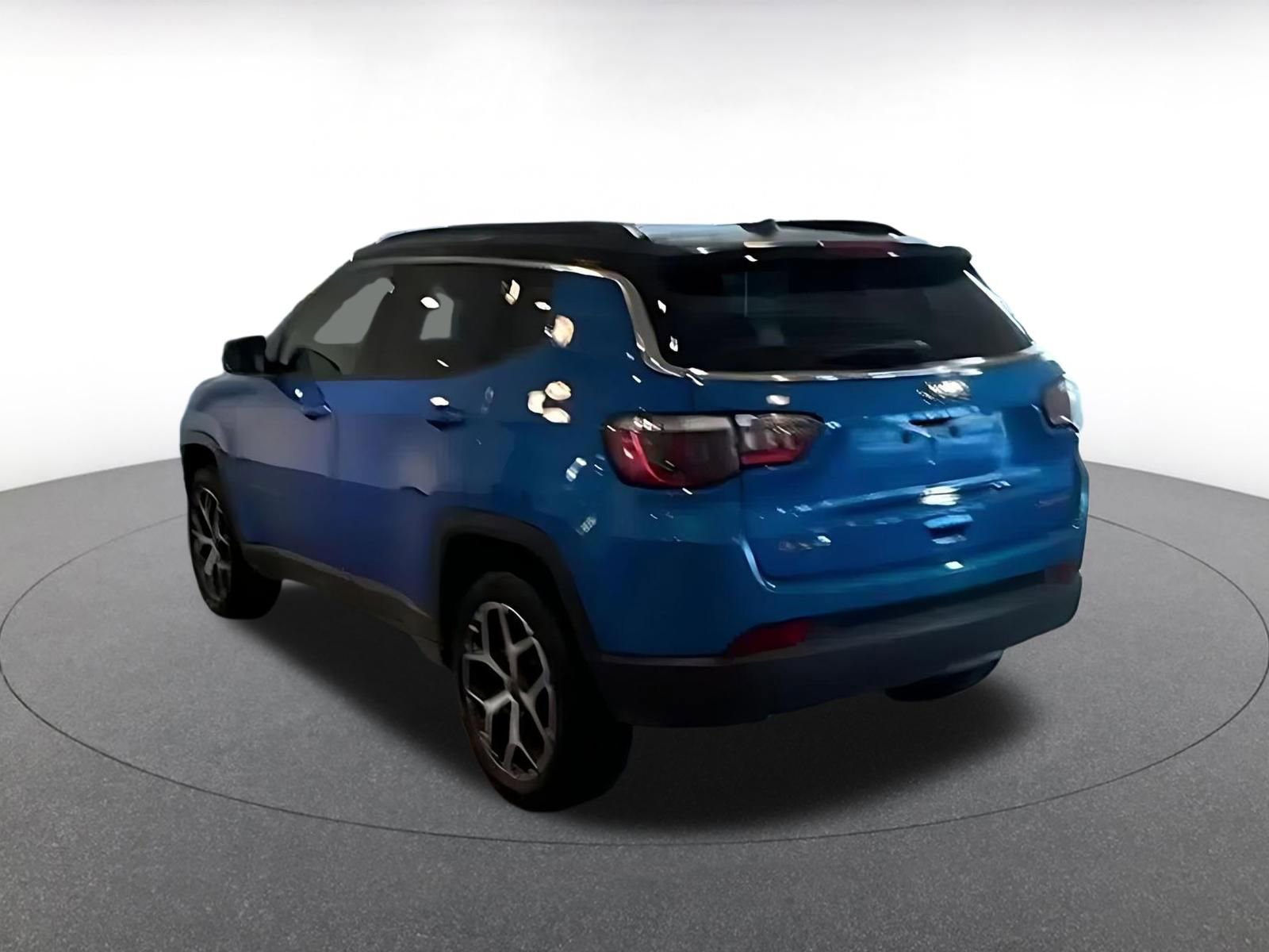 Thumbnail: 2025 Jeep Compass - 10