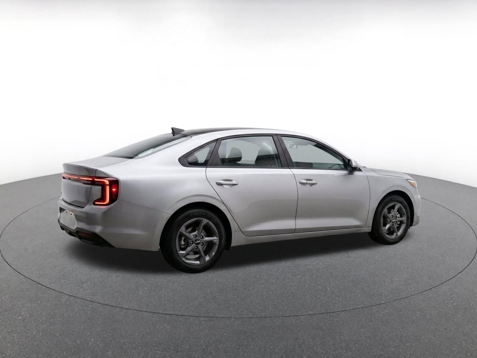 Thumbnail: 2025 Kia K4 - 9