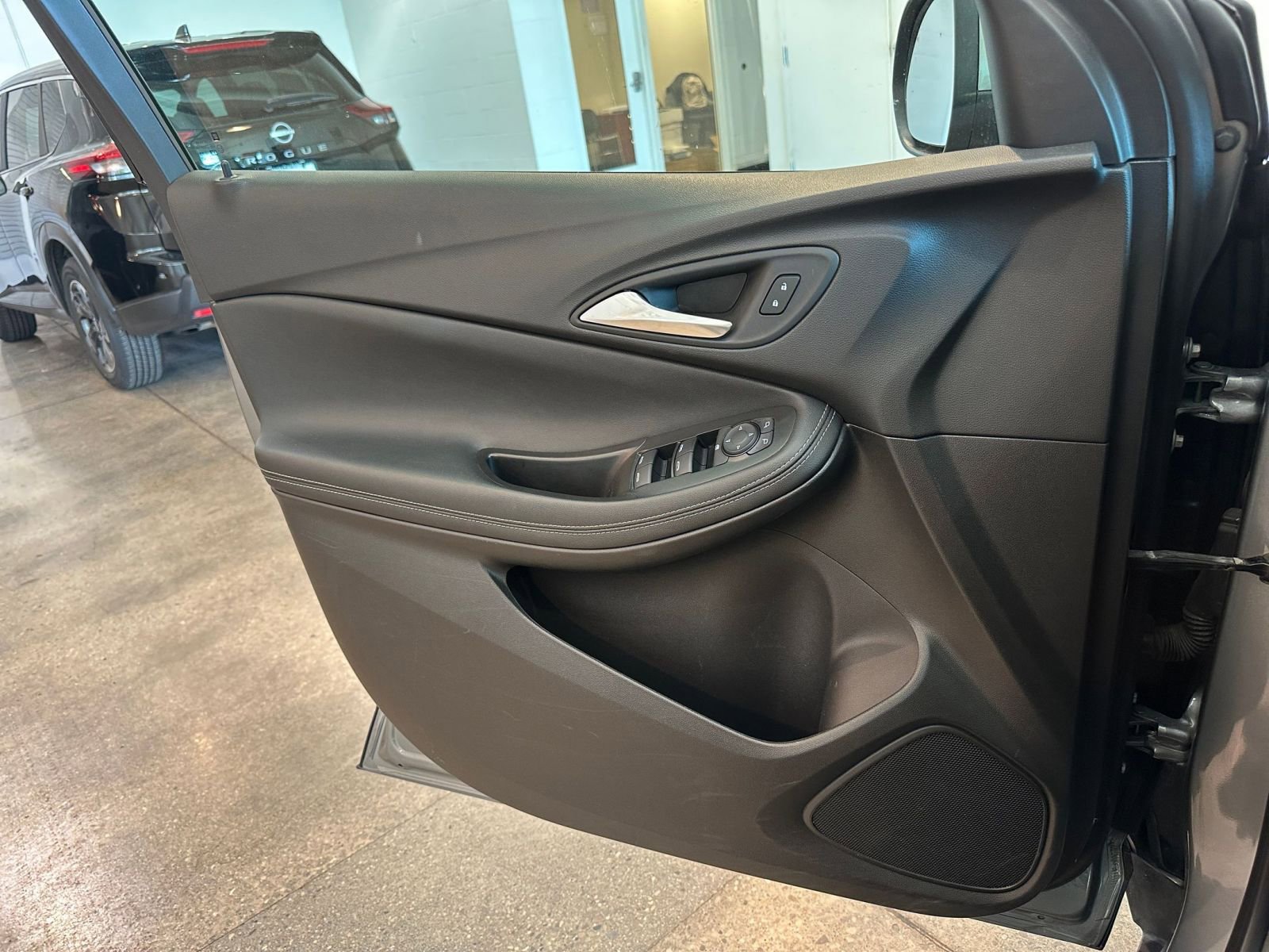 Thumbnail: 2025 Buick Encore GX - 18