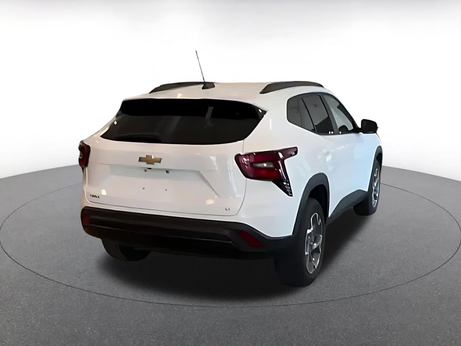 Thumbnail: 2025 Chevrolet Trax - 11