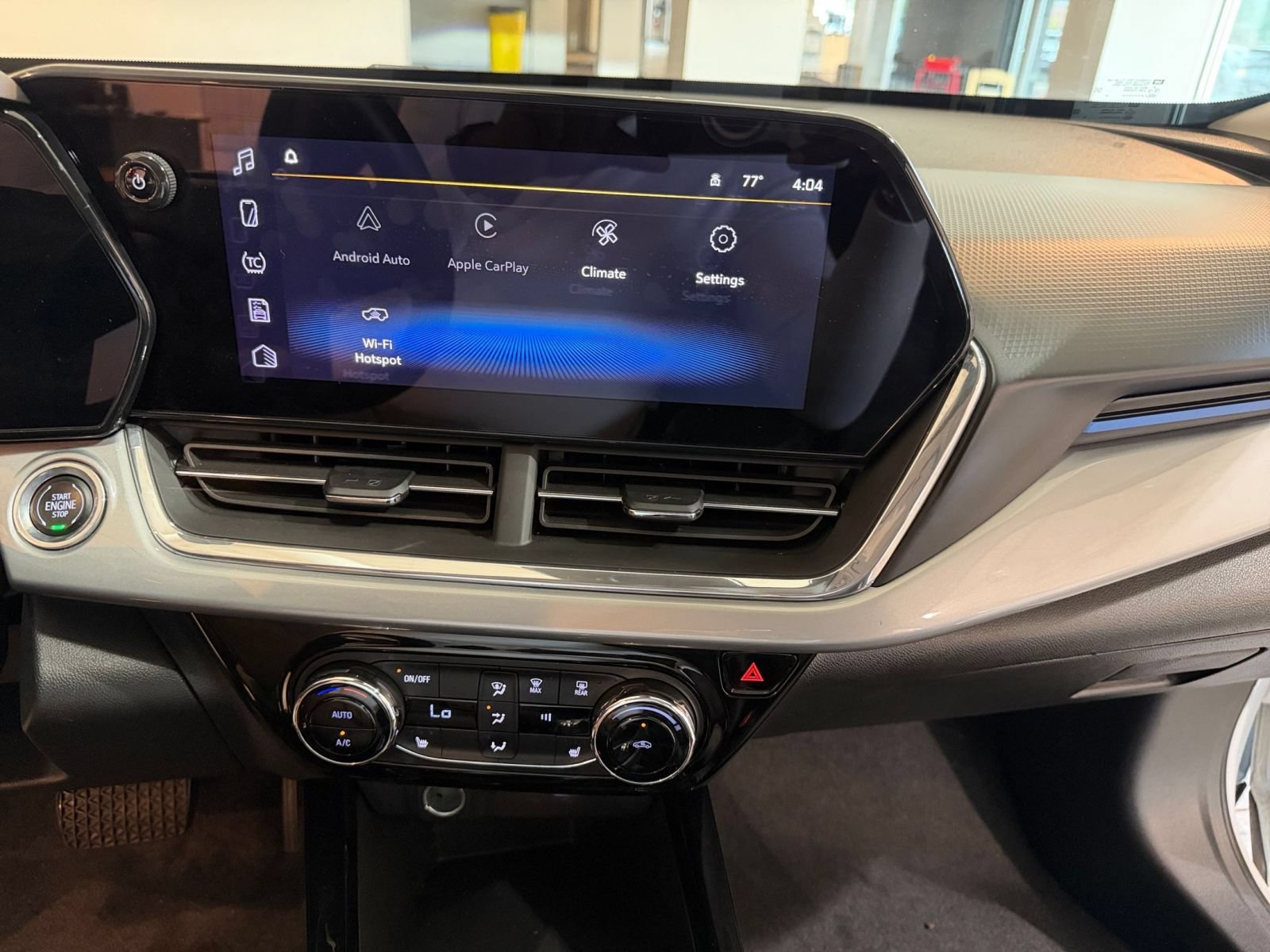 Thumbnail: 2025 Chevrolet Trax - 17