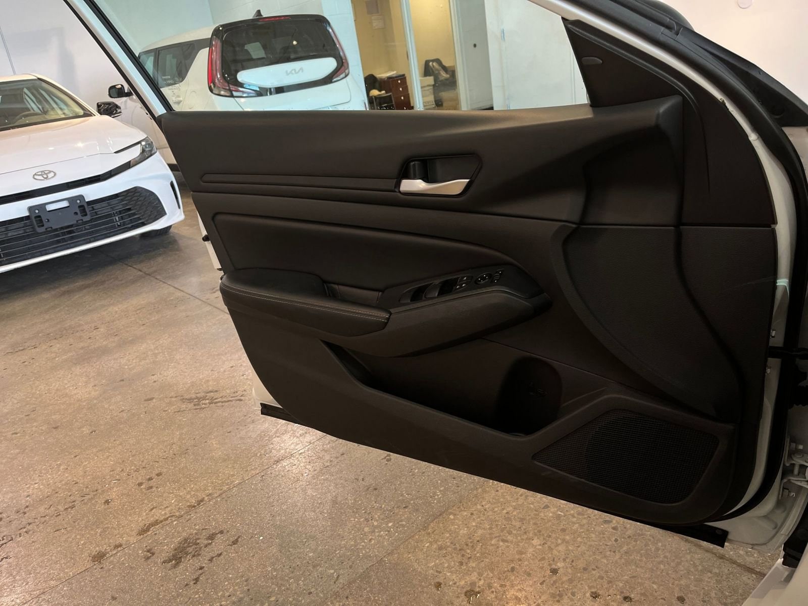 Thumbnail: 2025 Nissan Altima - 18