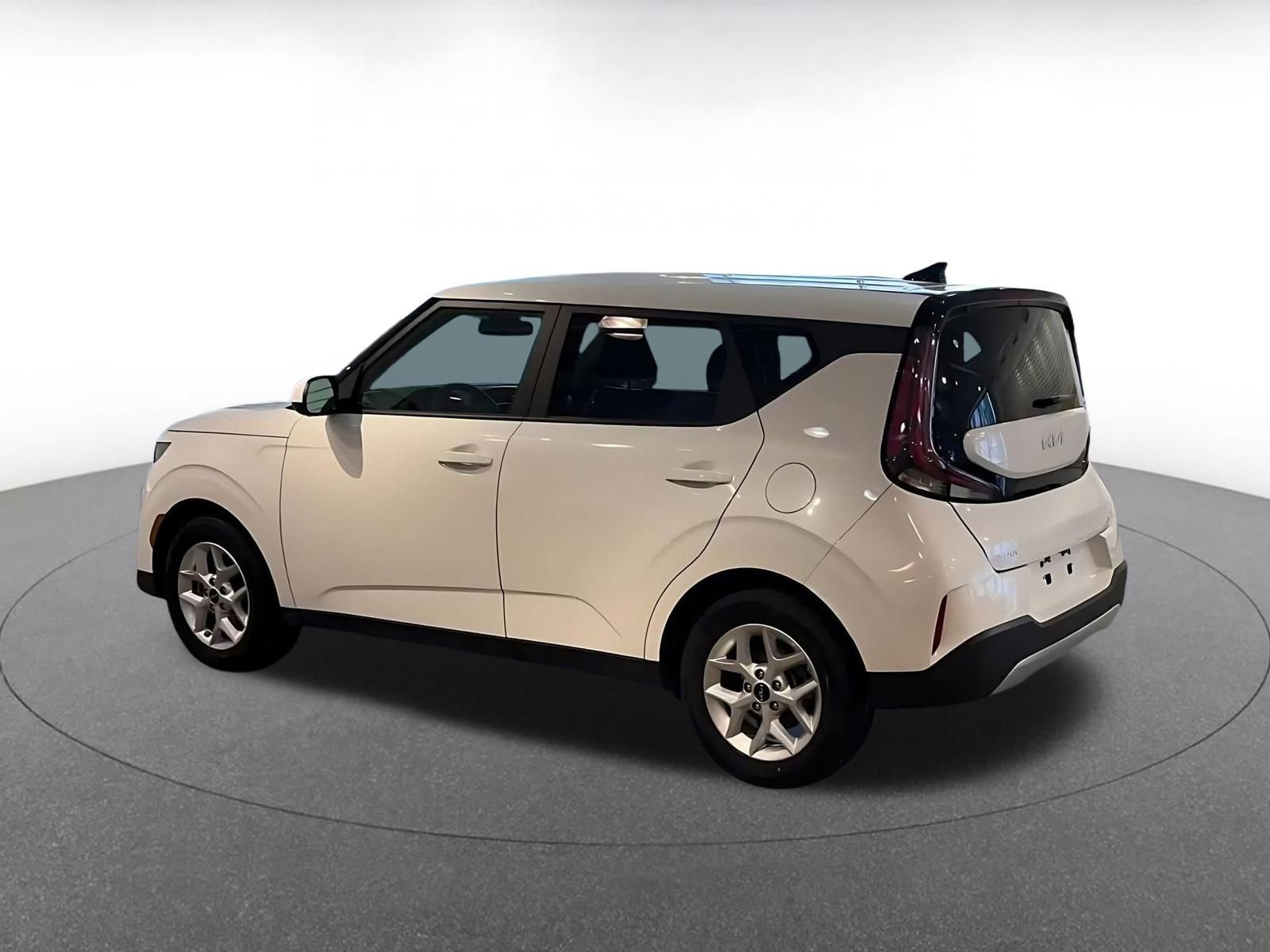 Thumbnail: 2025 Kia Soul - 10