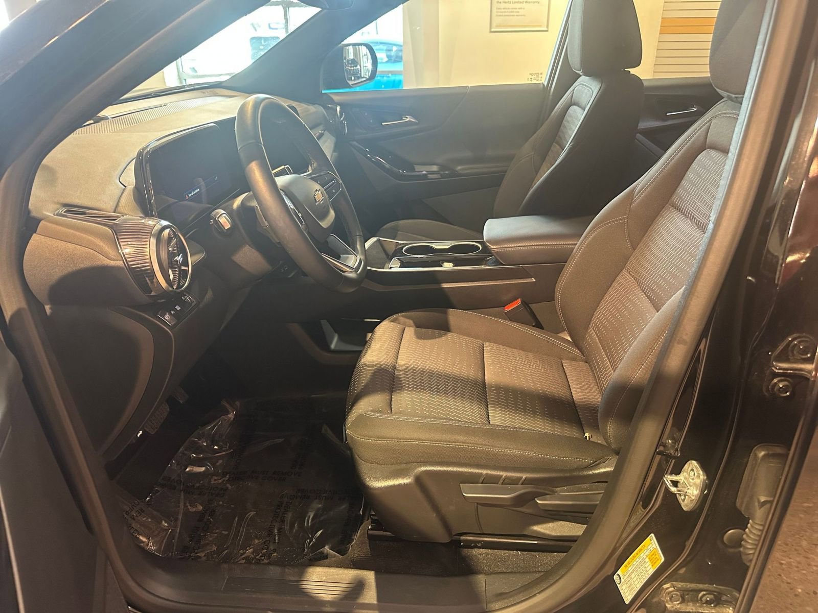 Thumbnail: 2025 Chevrolet Equinox - 27