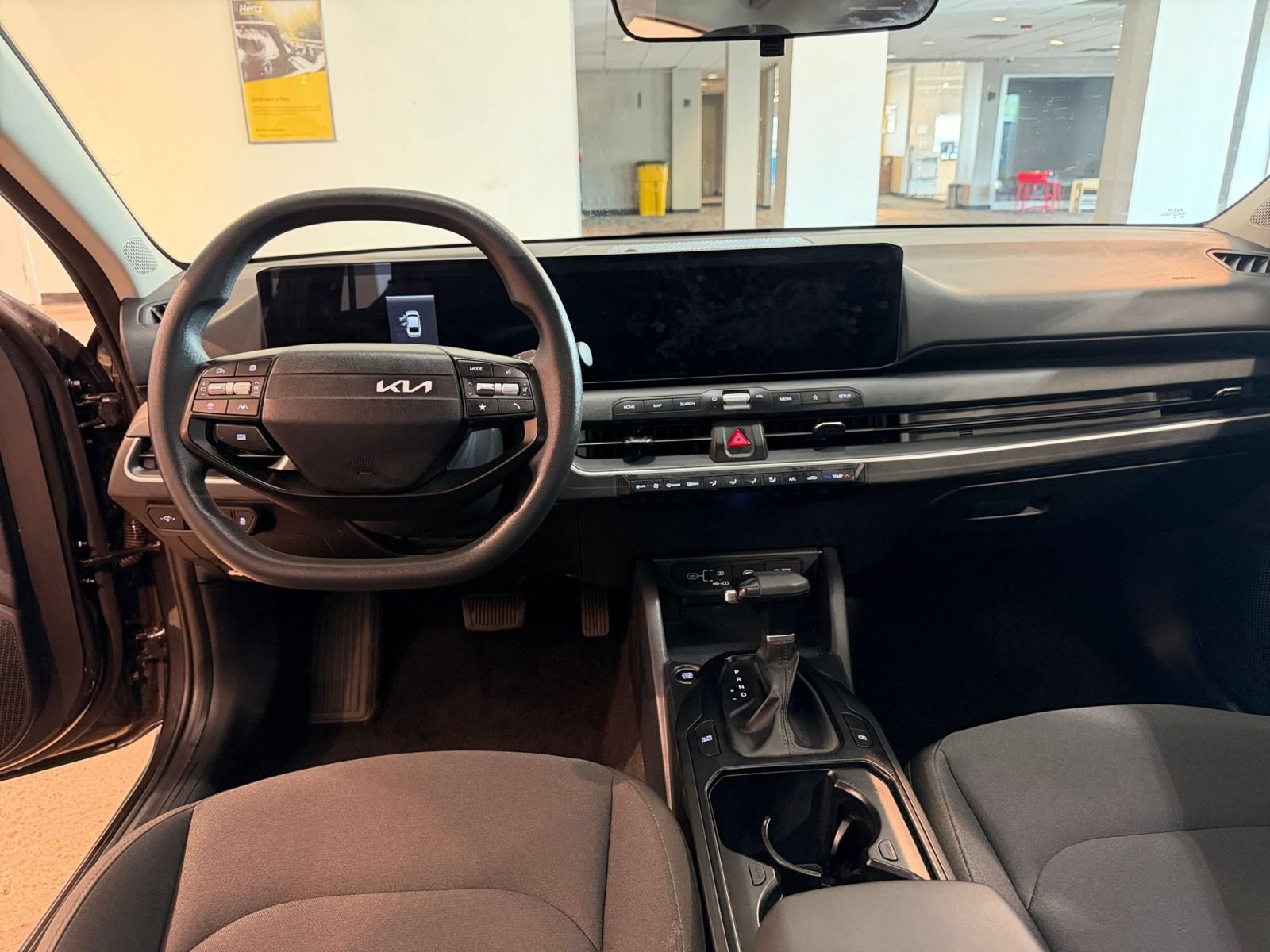 Thumbnail: 2026 Kia K4 - 33