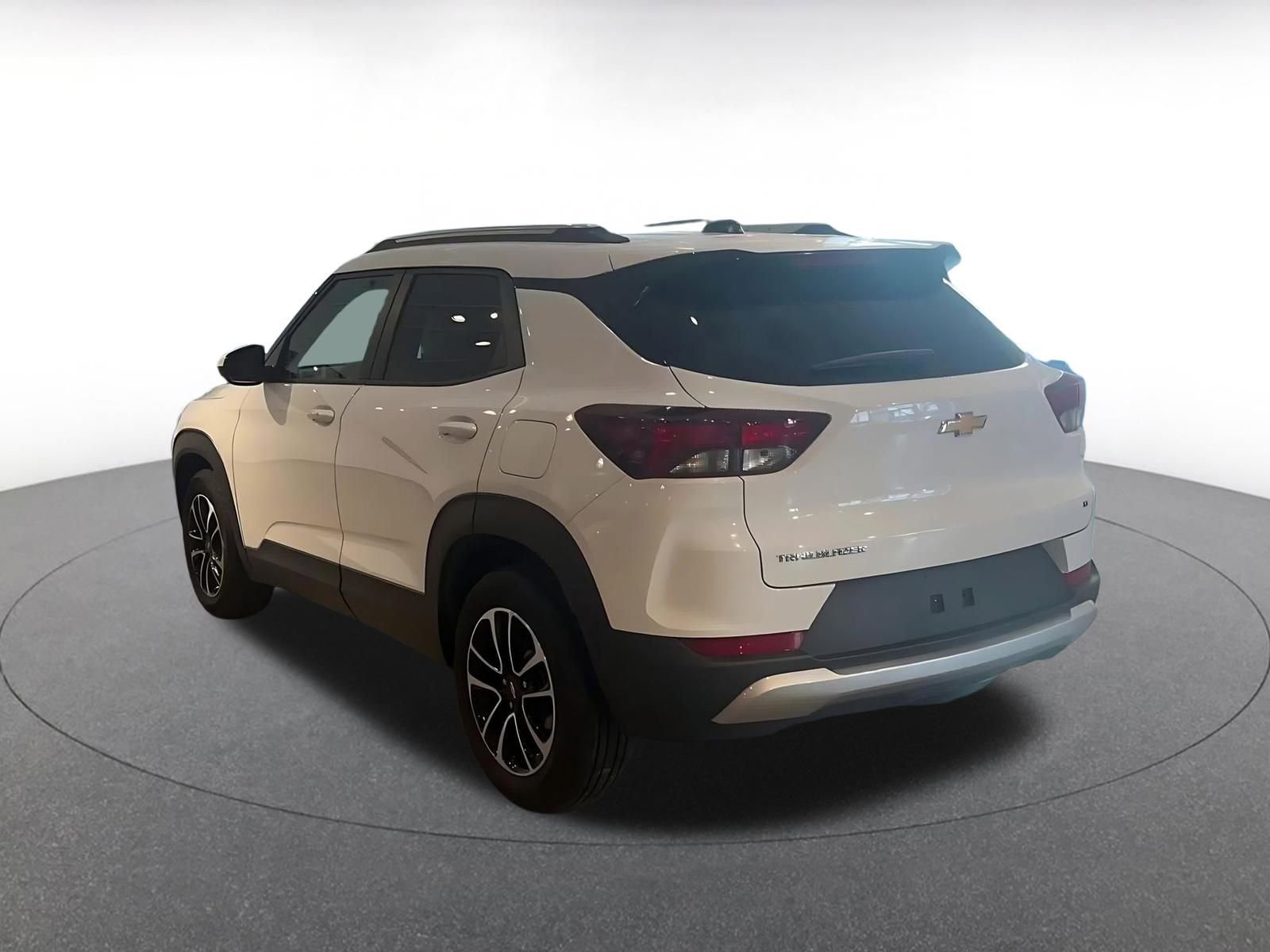 Thumbnail: 2025 Chevrolet TrailBlazer - 11