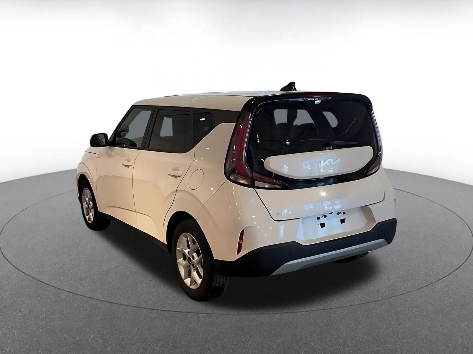 Thumbnail: 2025 Kia Soul - 11