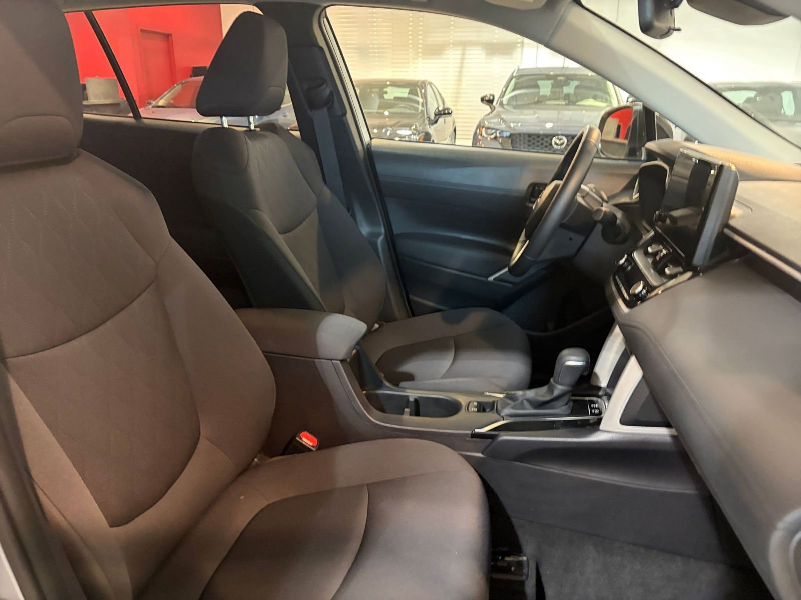 Thumbnail: 2025 Toyota Corolla Cross - 35