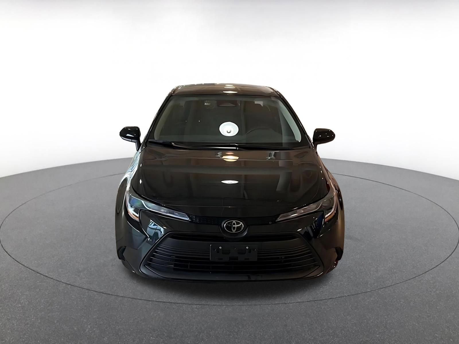 Thumbnail: 2025 Toyota Corolla - 4